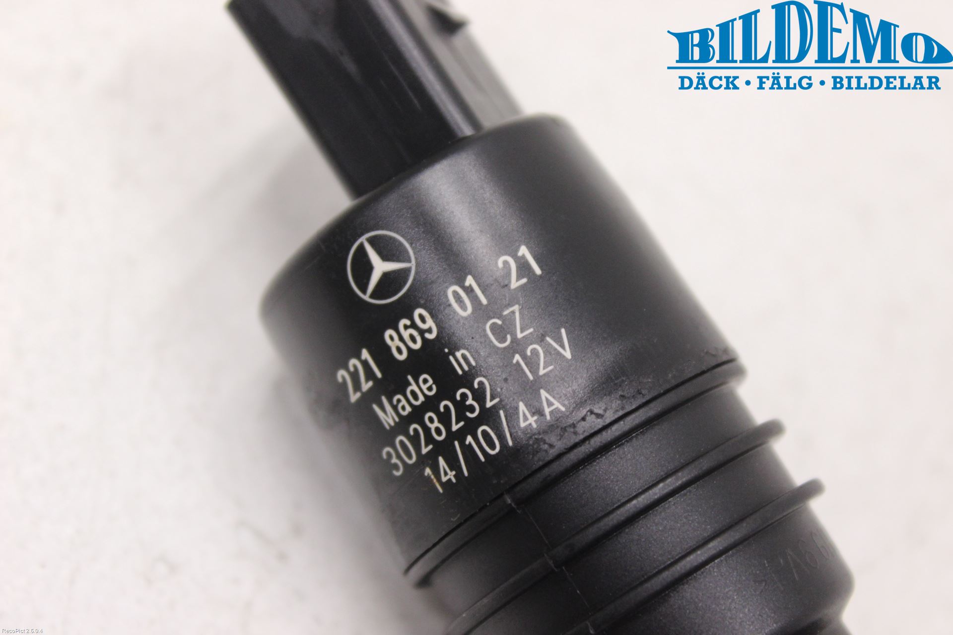 Mercedes-Benz MB E-KLASS (W212) 09-16 Spylerpumpe Frontrute