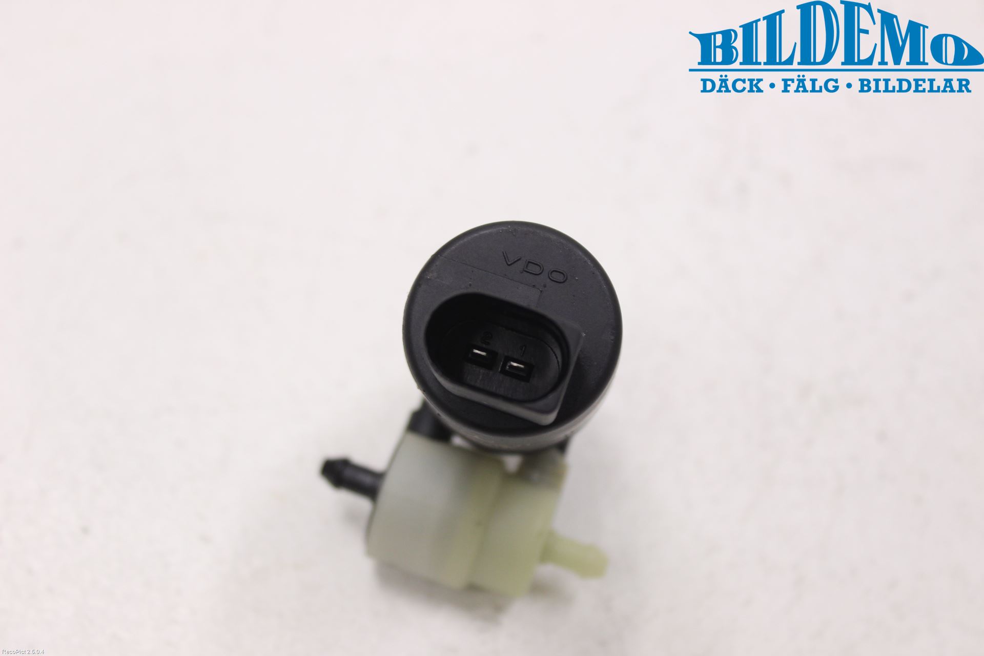 Mercedes-Benz MB C-KLASS (W204) 07-15 Spylerpumpe Frontrute
