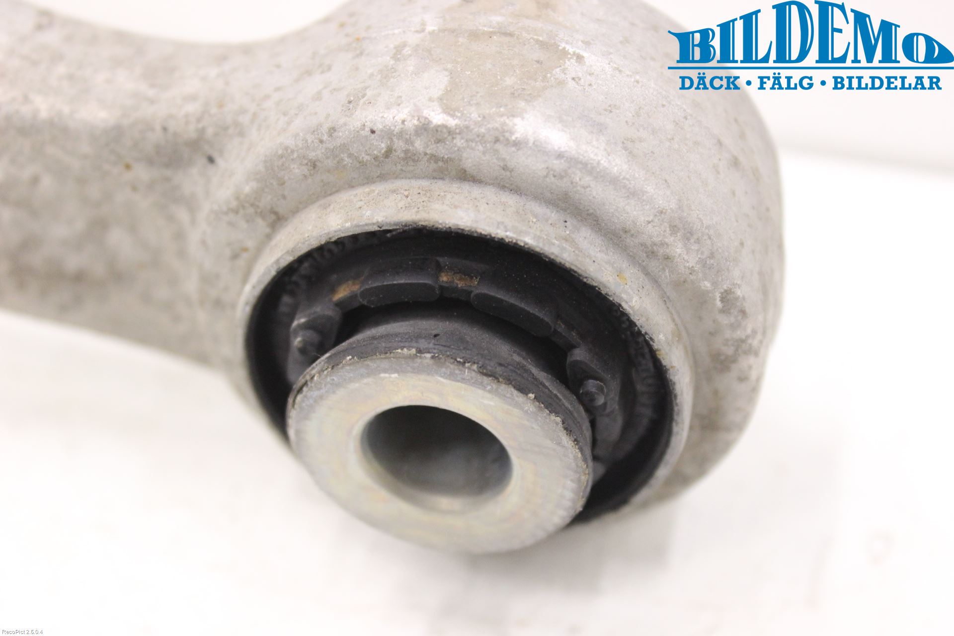 BMW 5 F10/F11/F18 09-17 Bærearm Bak Høyre Øvre