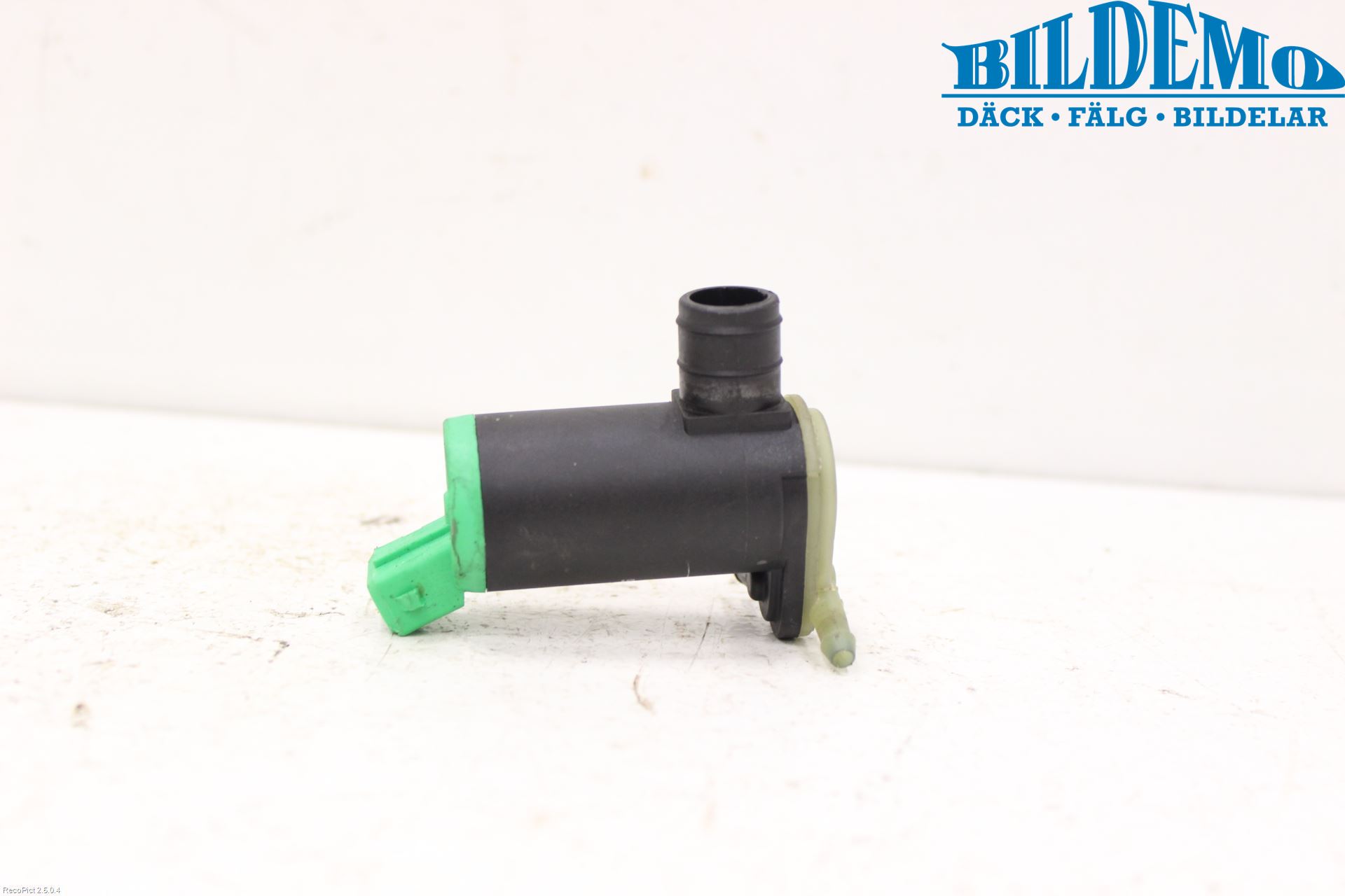 Peugeot 206 98-09 Spylerpumpe Frontrute