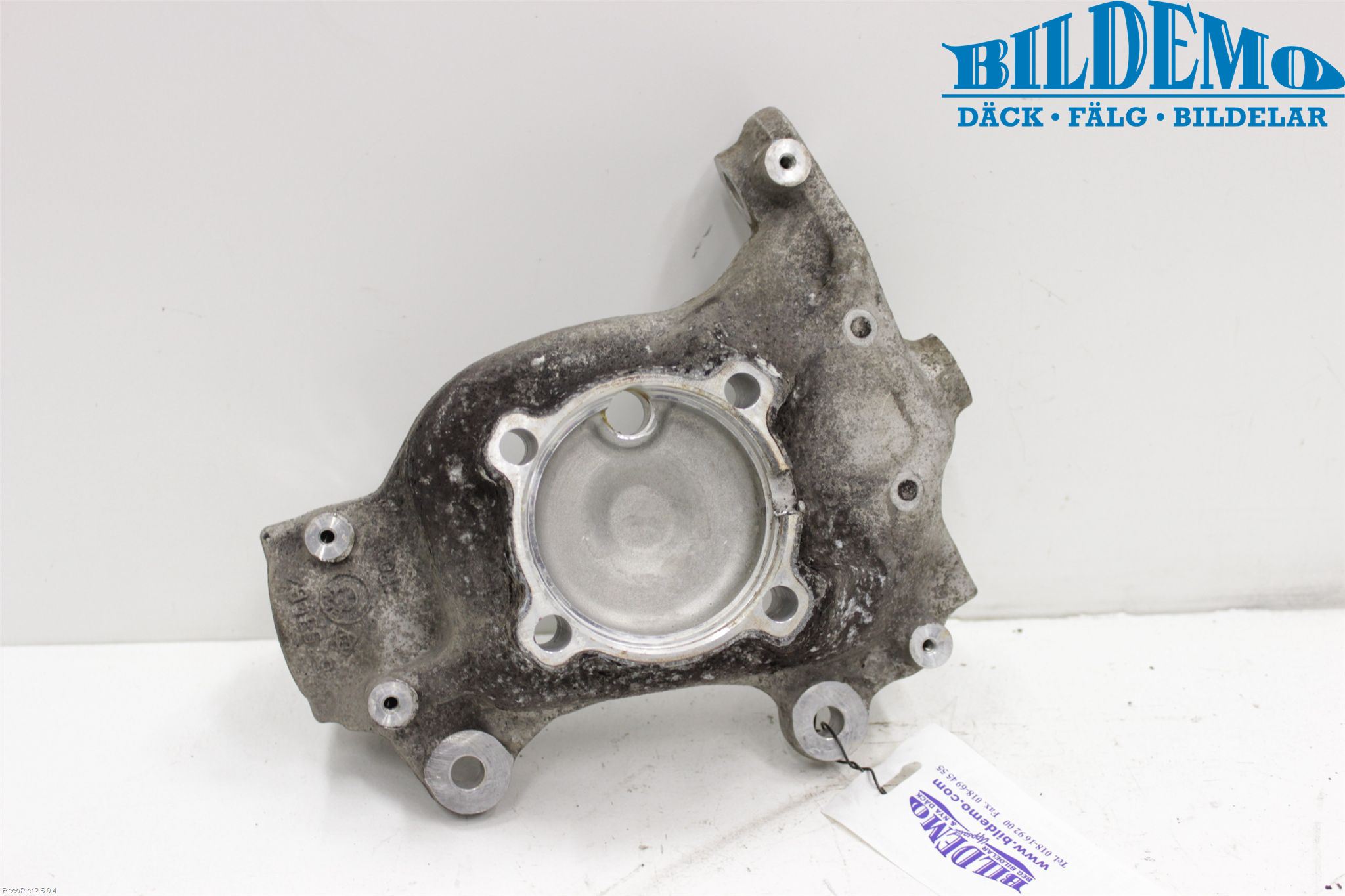 BMW 7 E65/66    00-08 Spindel Hf