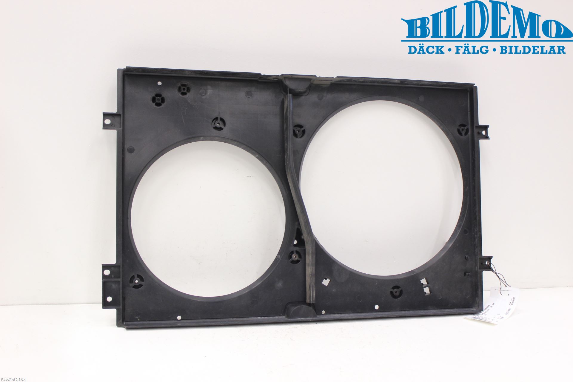 Skoda OCTAVIA (1U) 96-11 Radiator Feste - Ramme - Bjelk