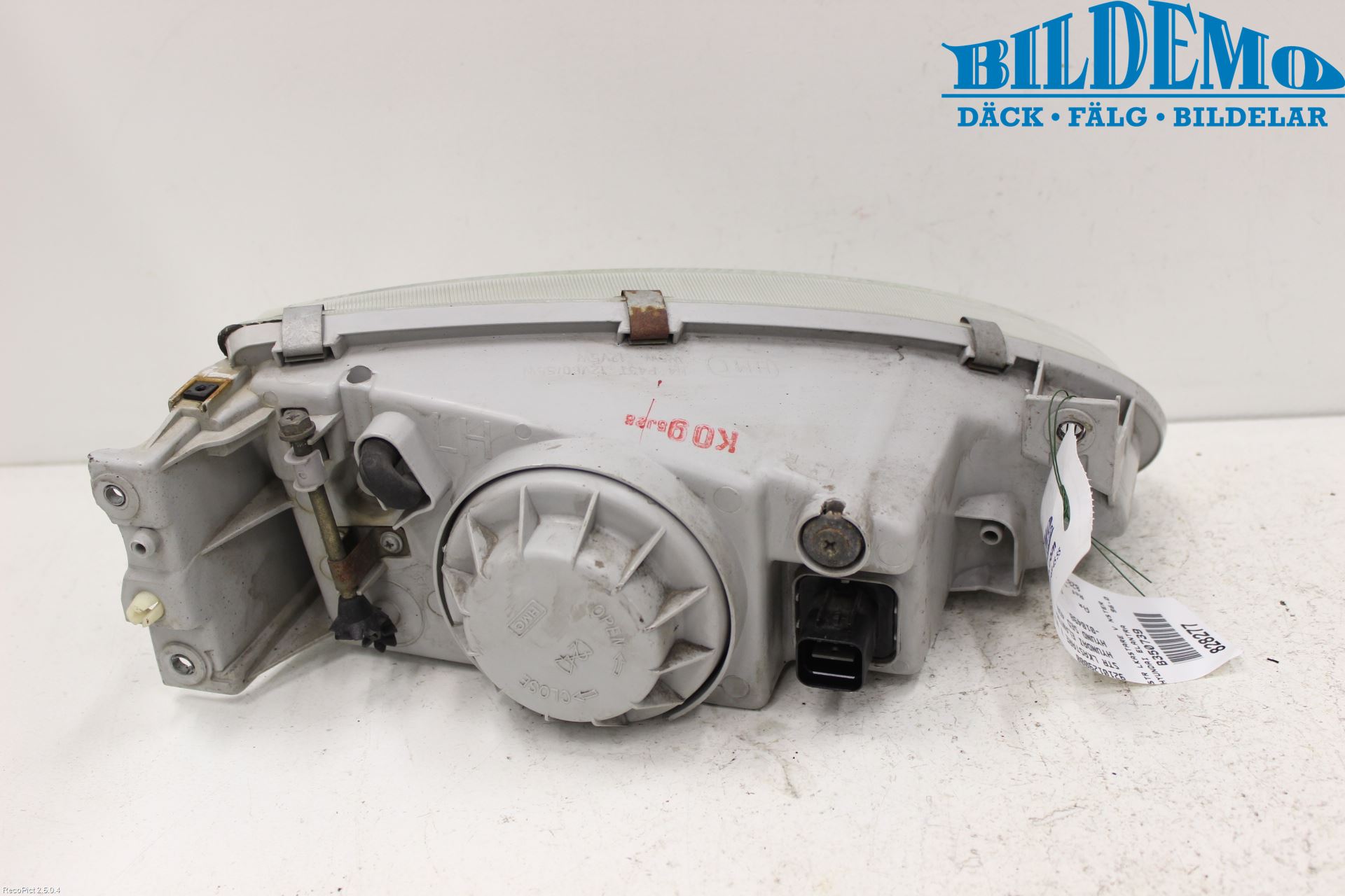 Hyundai ELANTRA J2/RD 96-00 Frontlykt Venstre