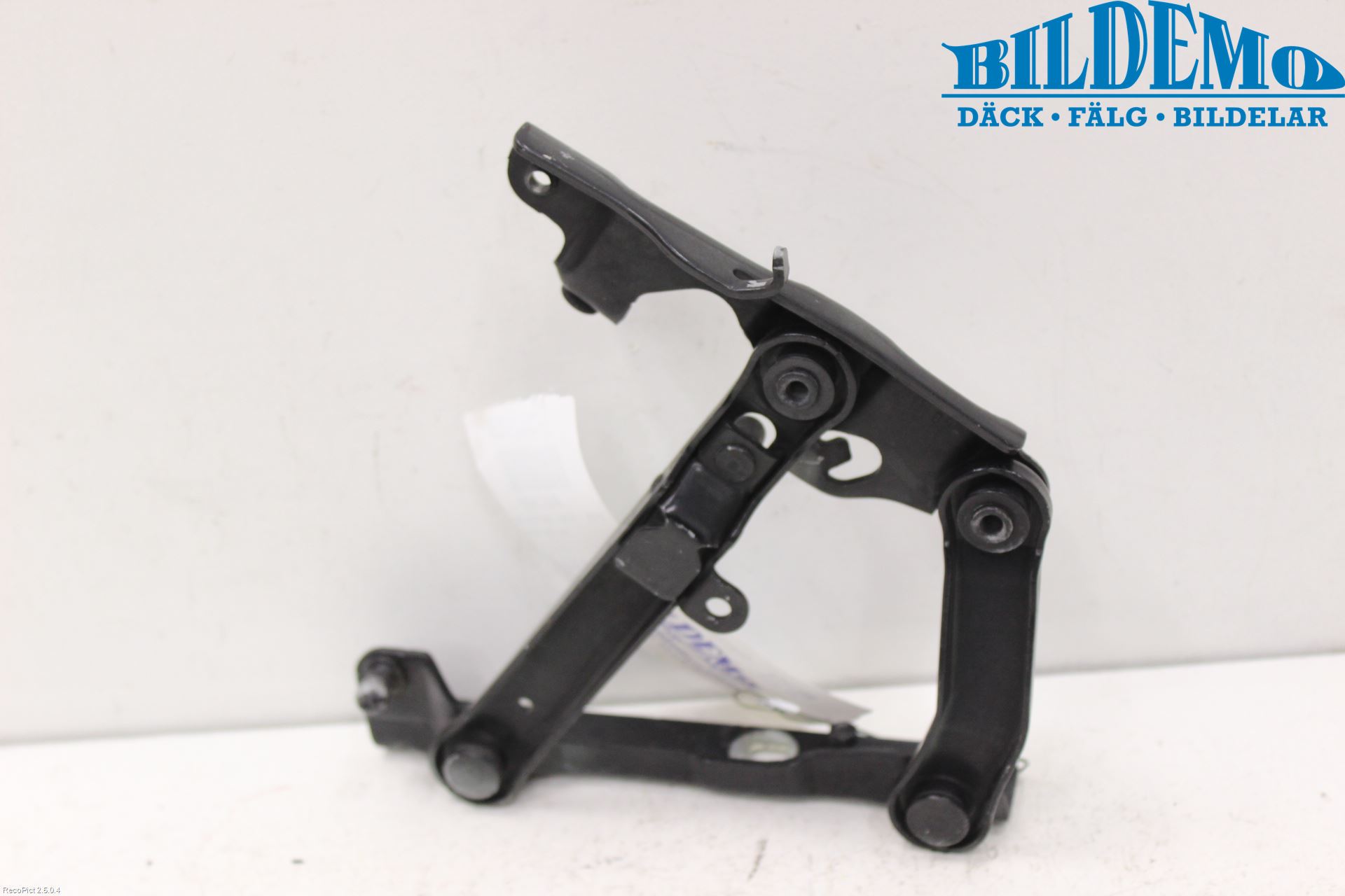 Mercedes-Benz MB E-KLASS (W211) 02-09 Panser Hengsel - Hengsler