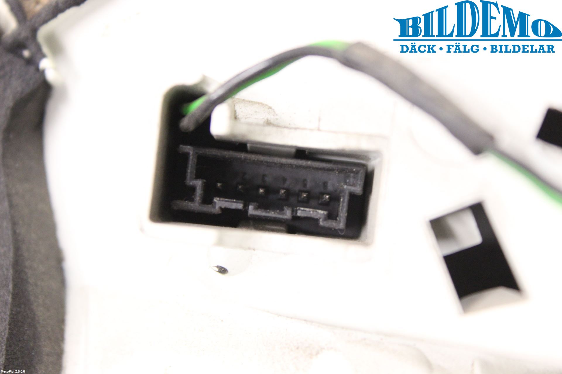 BMW 6 E63/64    02-10 Baklykt Venstre