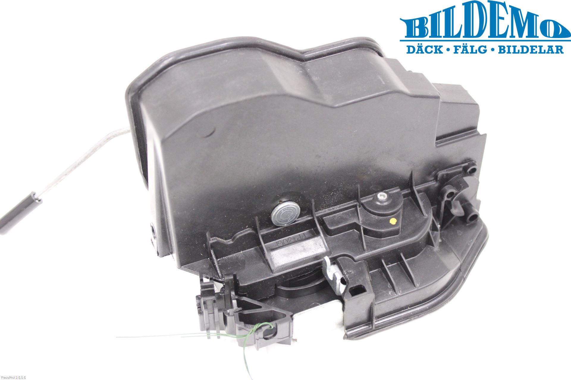 BMW 3 F30/F31/F80 12-19 Dørlås - Låsekasse