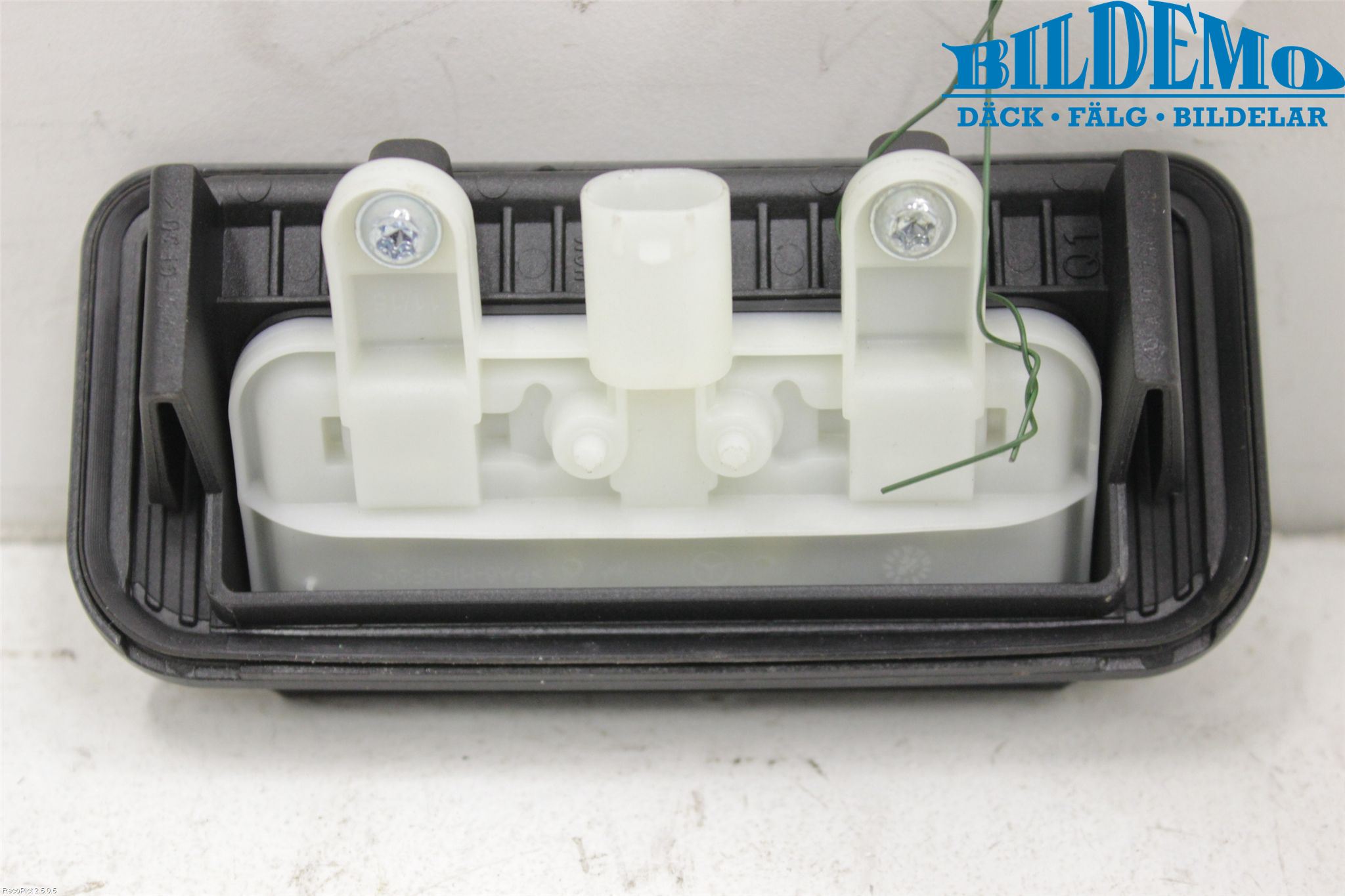 Mercedes-Benz MB E-KLASS (W212) 09-16 Bakluke Handtak Ytre