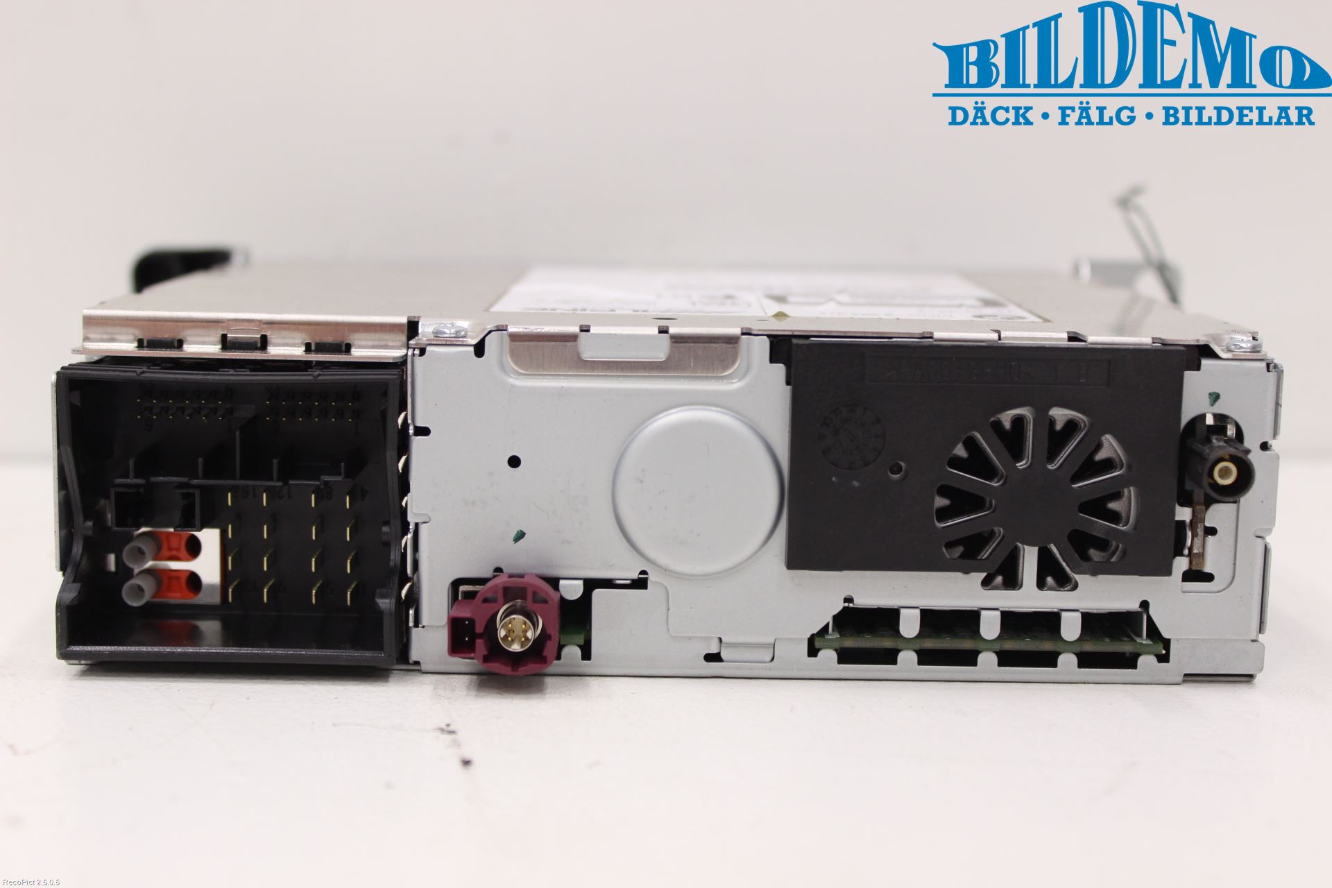 BMW 5 F10/F11/F18 09-17 Stereo Radio Med Cd