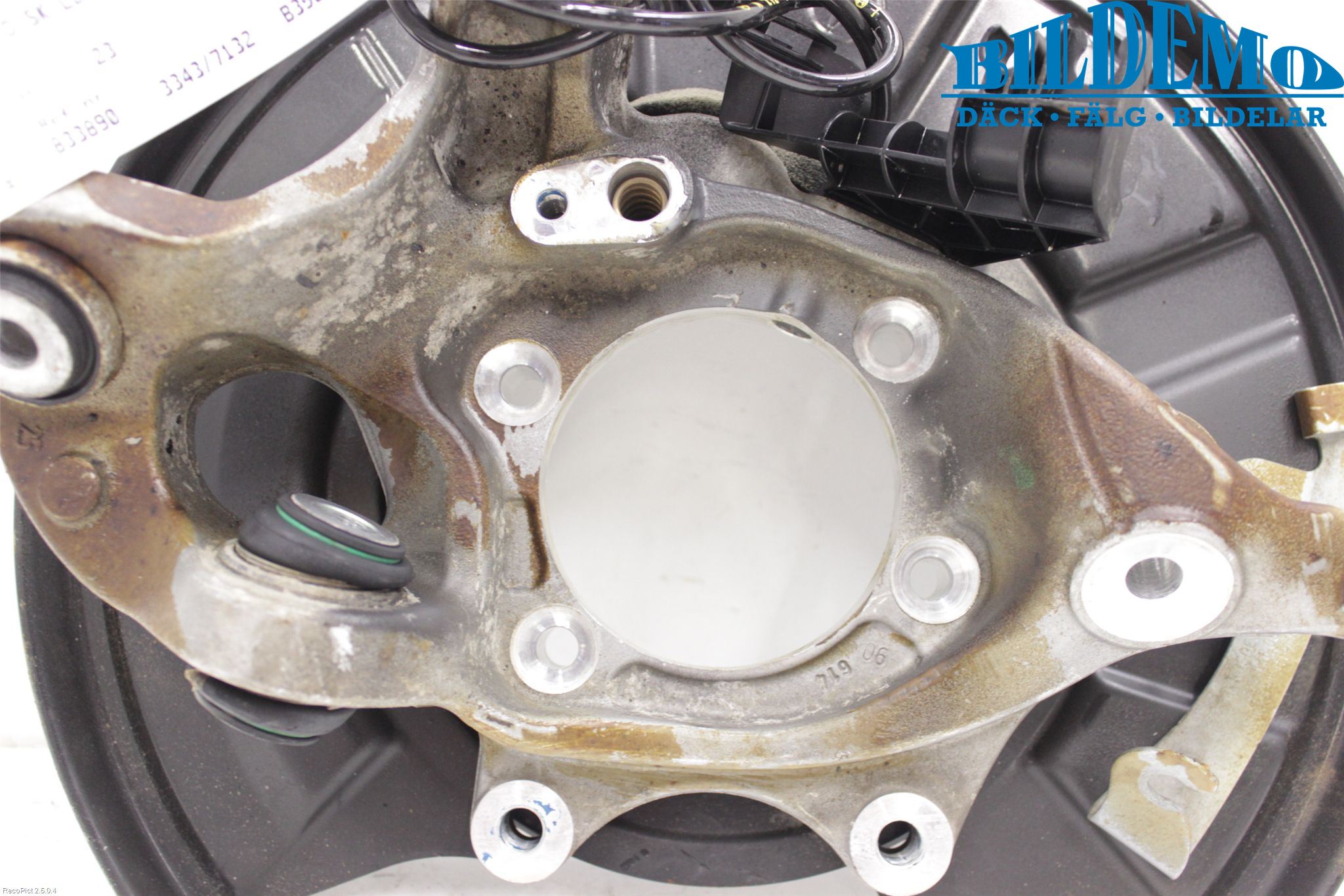 Mercedes-Benz MB E-KLASS (W212) 09-16 Spindel Hb