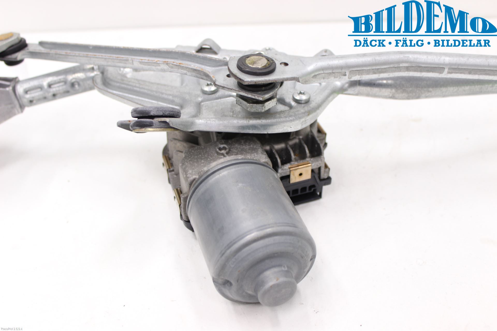 Mercedes-Benz MB CLS (C219) 03-11 Viskermotor Frontrute