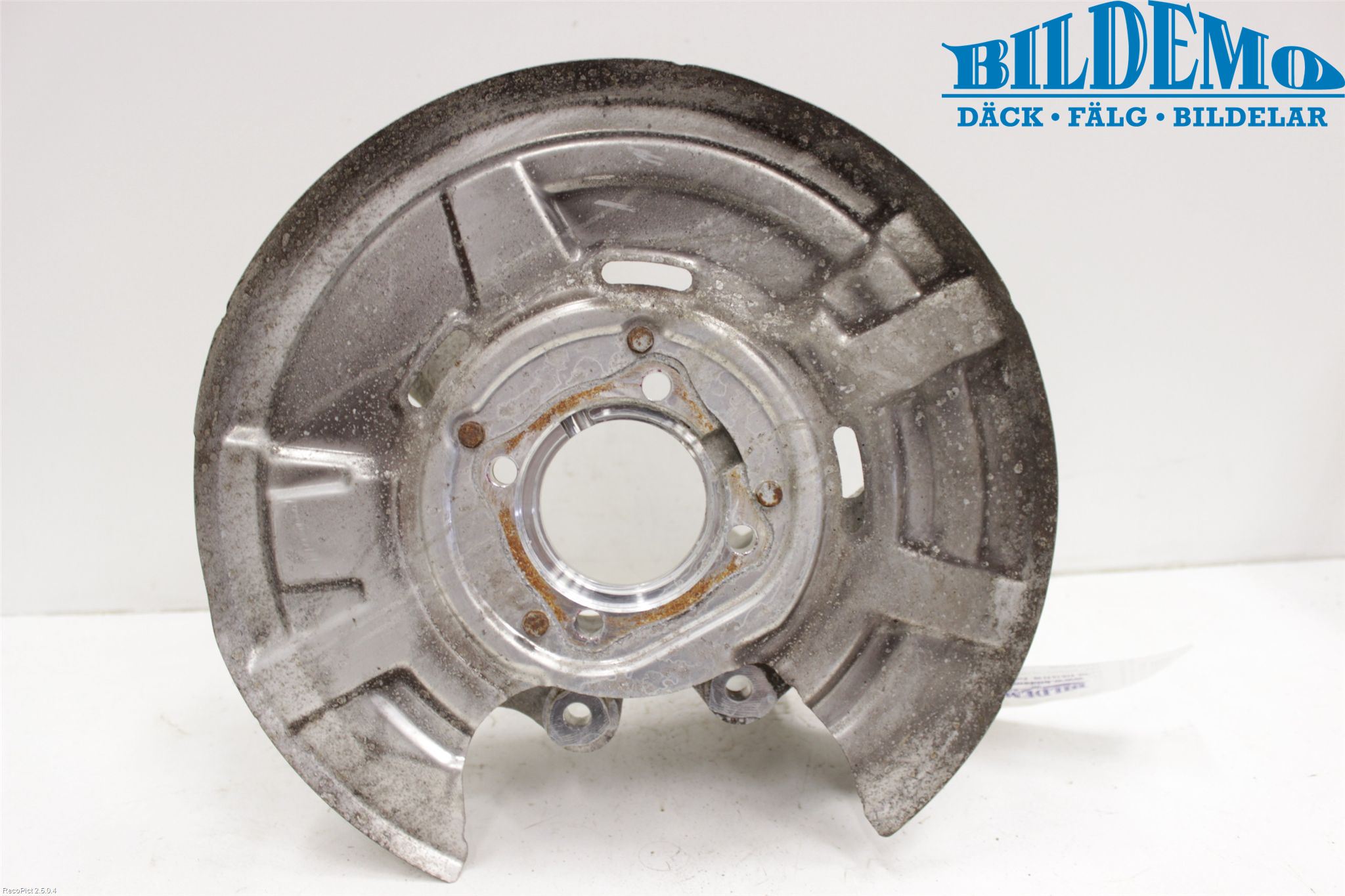 BMW 5 F10/F11/F18 09-17 Spindel Hb
