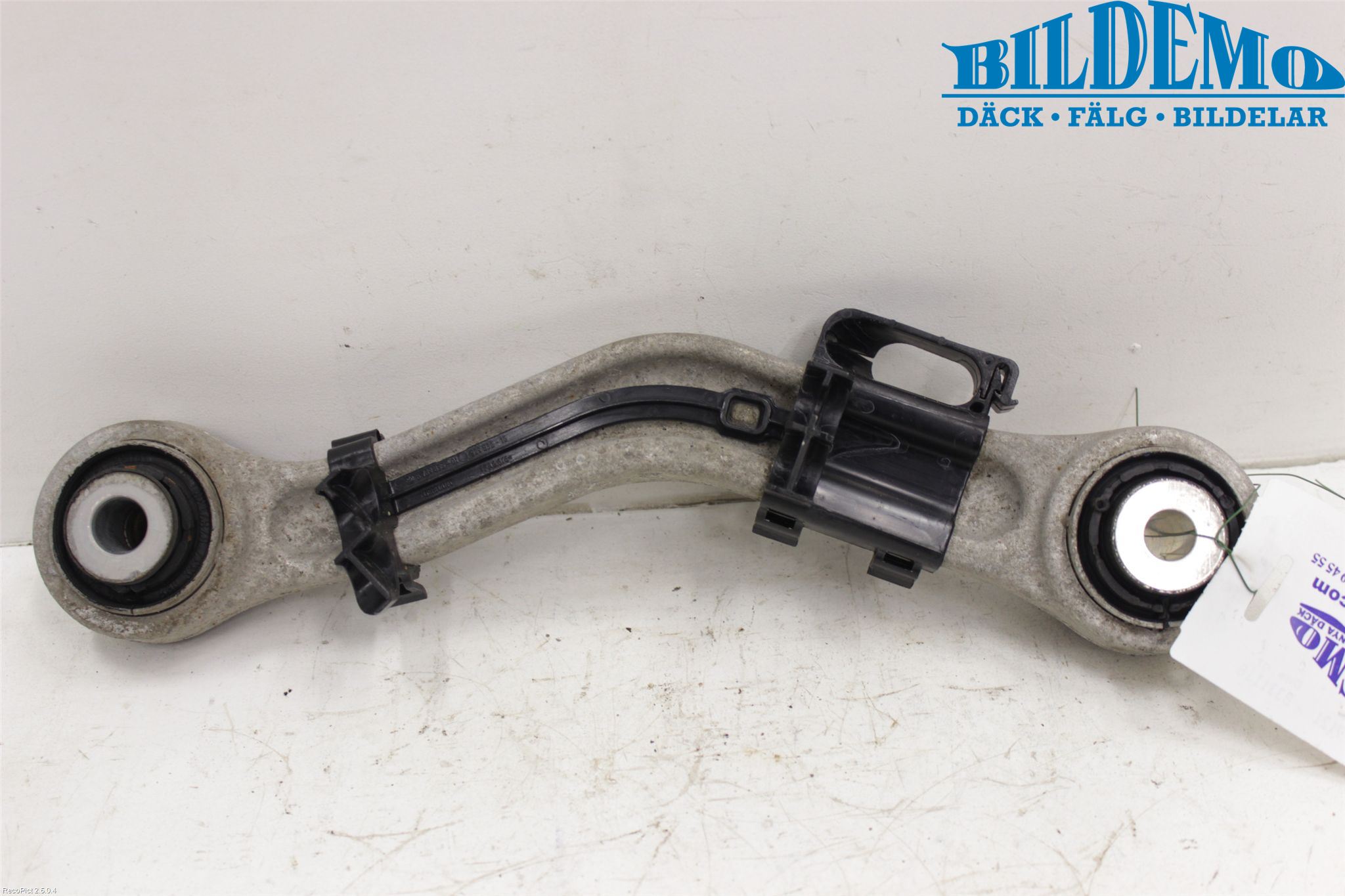 BMW 5 F10/F11/F18 09-17 Bærearm Bak Venstre Øvre