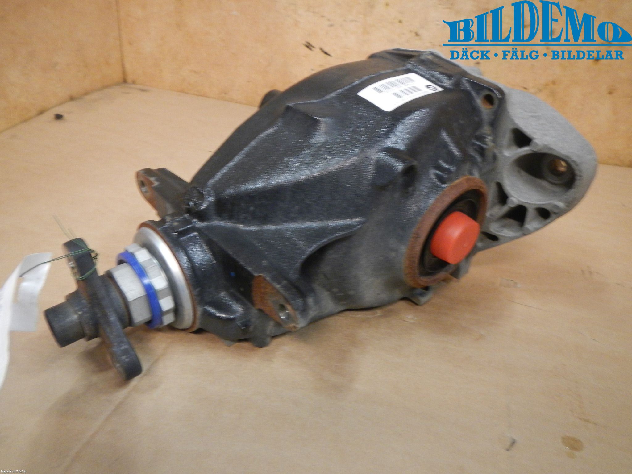 BMW 1 F20/F21 11-19 Bakaksel Kardang Bak -Diff