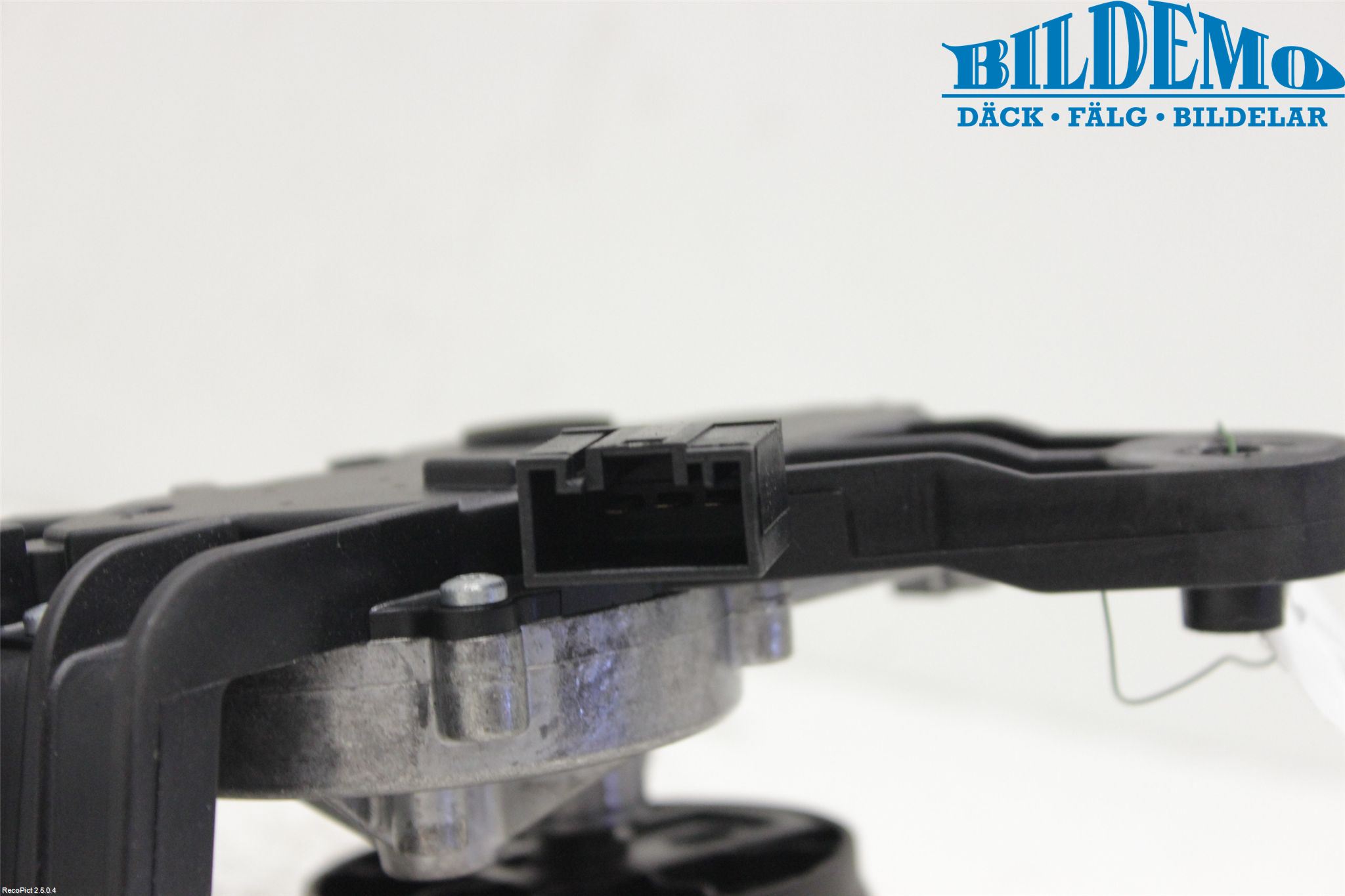 BMW 3 F30/F31/F80 12-19 Viskermotor Bakluke
