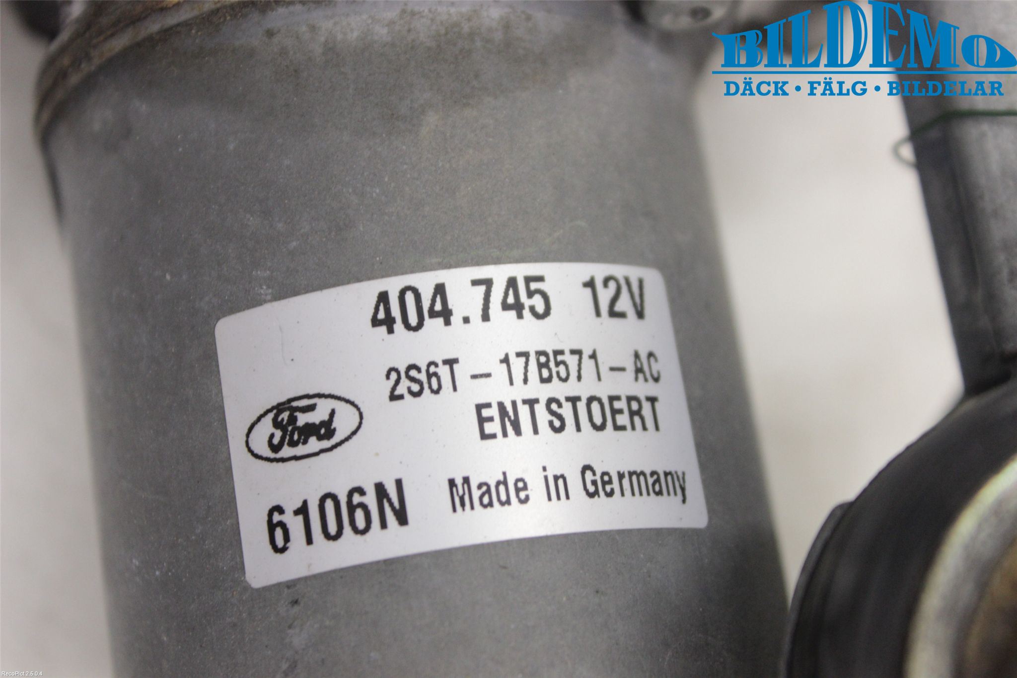 Ford FIESTA     06-08 Viskeroverføring Frontrute