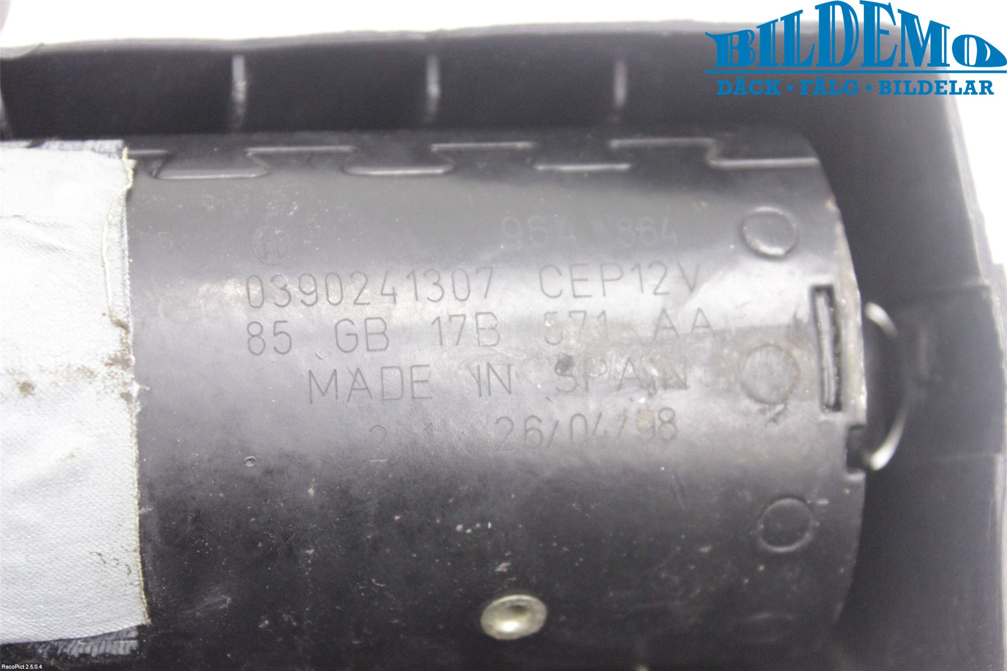Ford ESCORT     95-00 Viskermotor Frontrute