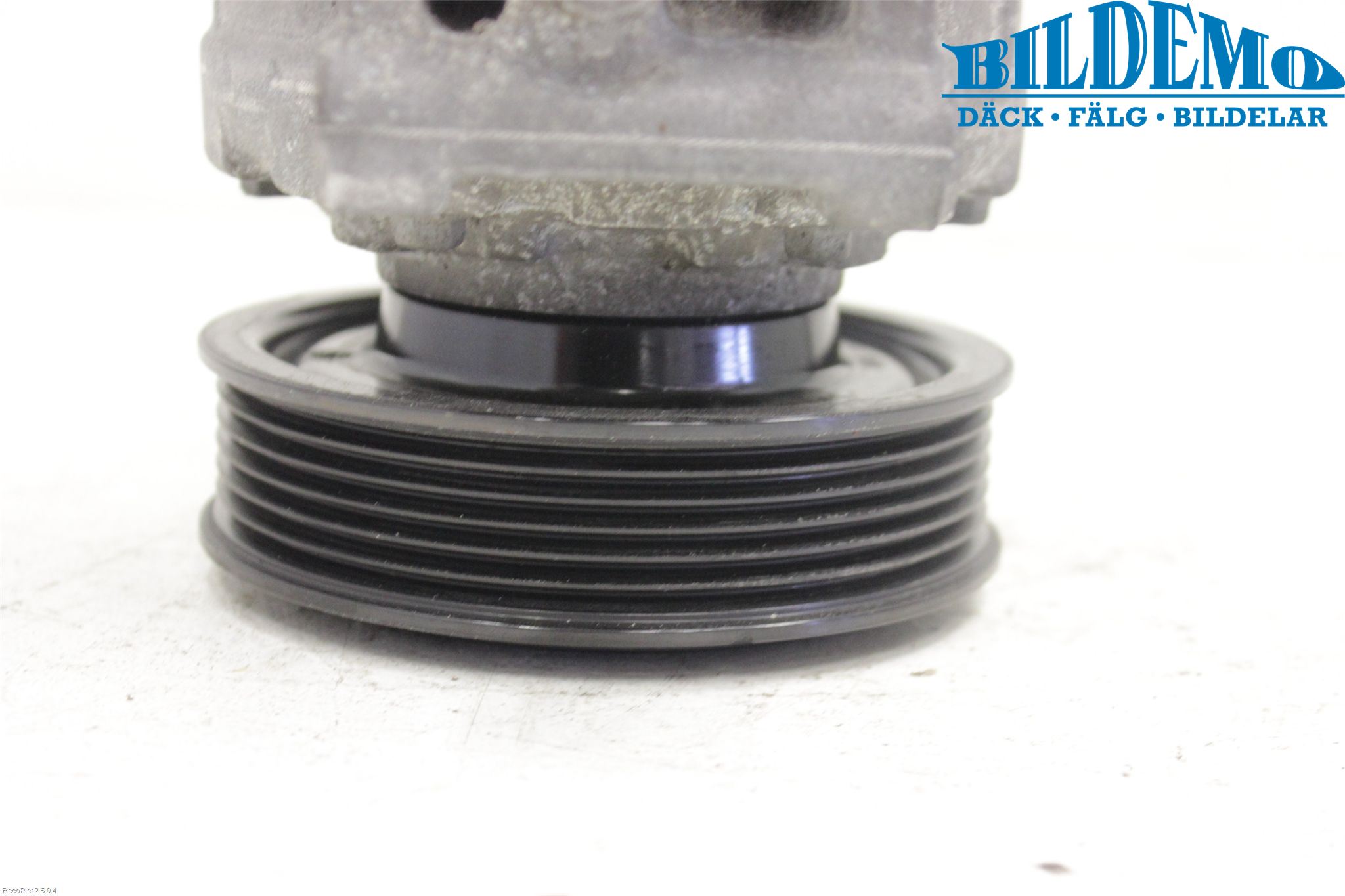Volkswagen VW GOLF VI 09-13 Varme Ac Kompressor