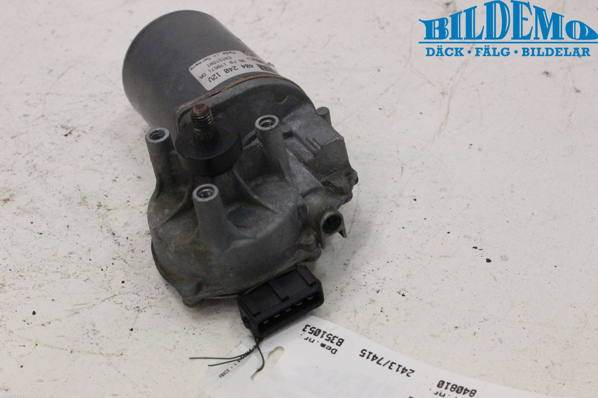Ford FIESTA     96-99 Viskermotor Frontrute