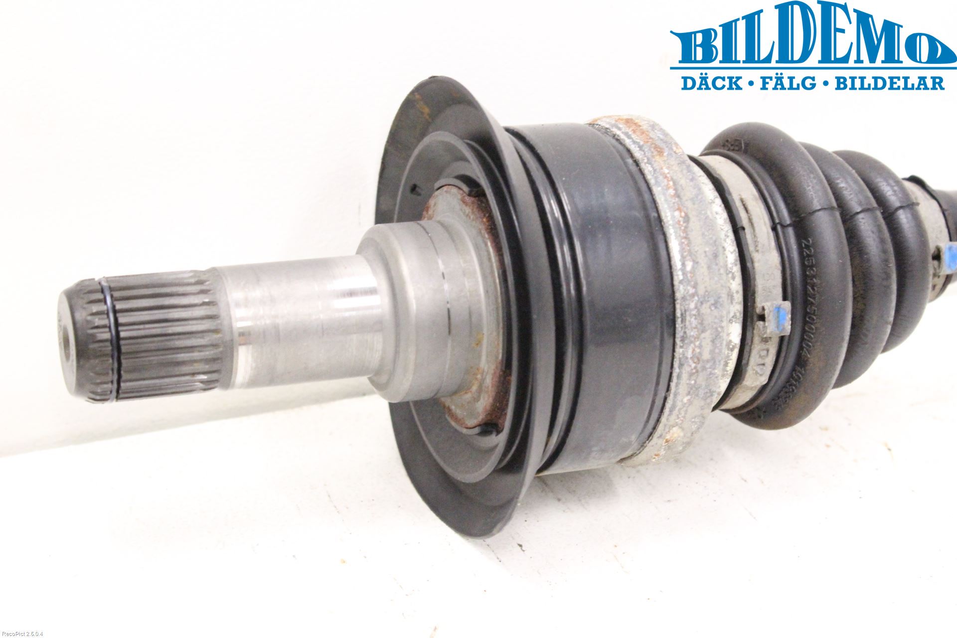 BMW 1 F20/F21 11-19 Drivaksel Bak Kompl Venstre