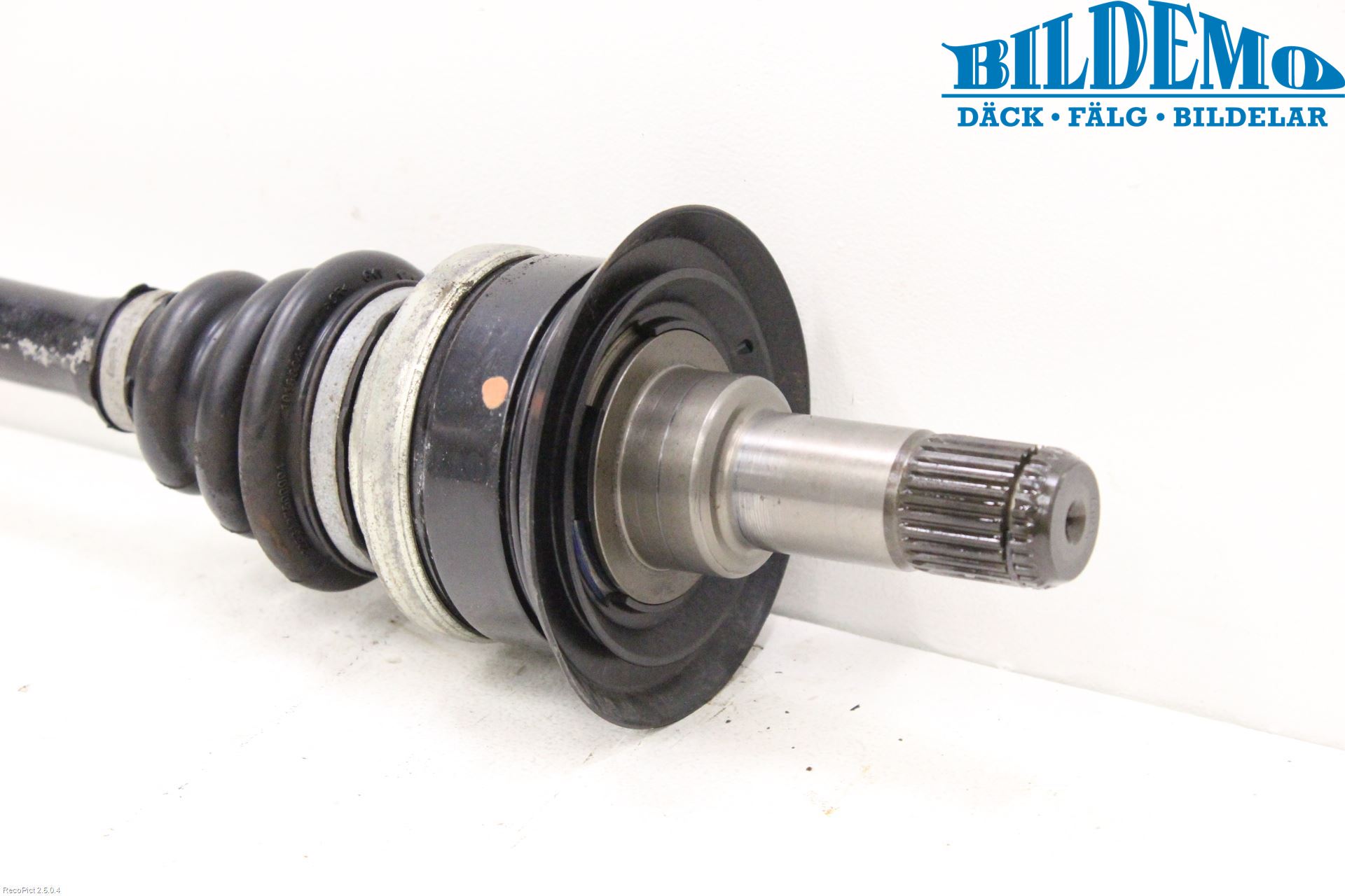 BMW 3 F30/F31/F80 12-19 Drivaksel Bak Kompl Høyre