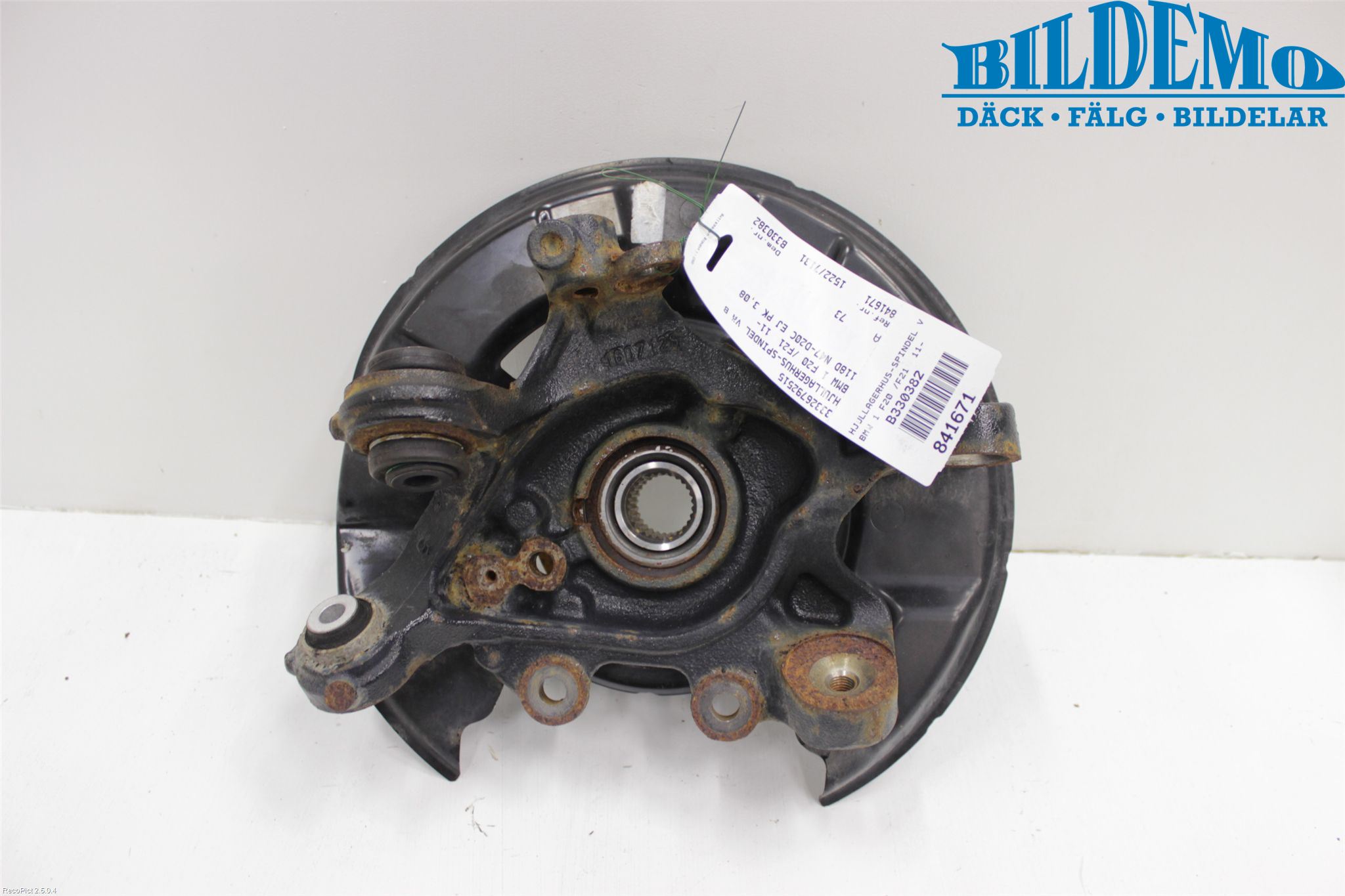 BMW 1 F20/F21 11-19 Spindel Vb