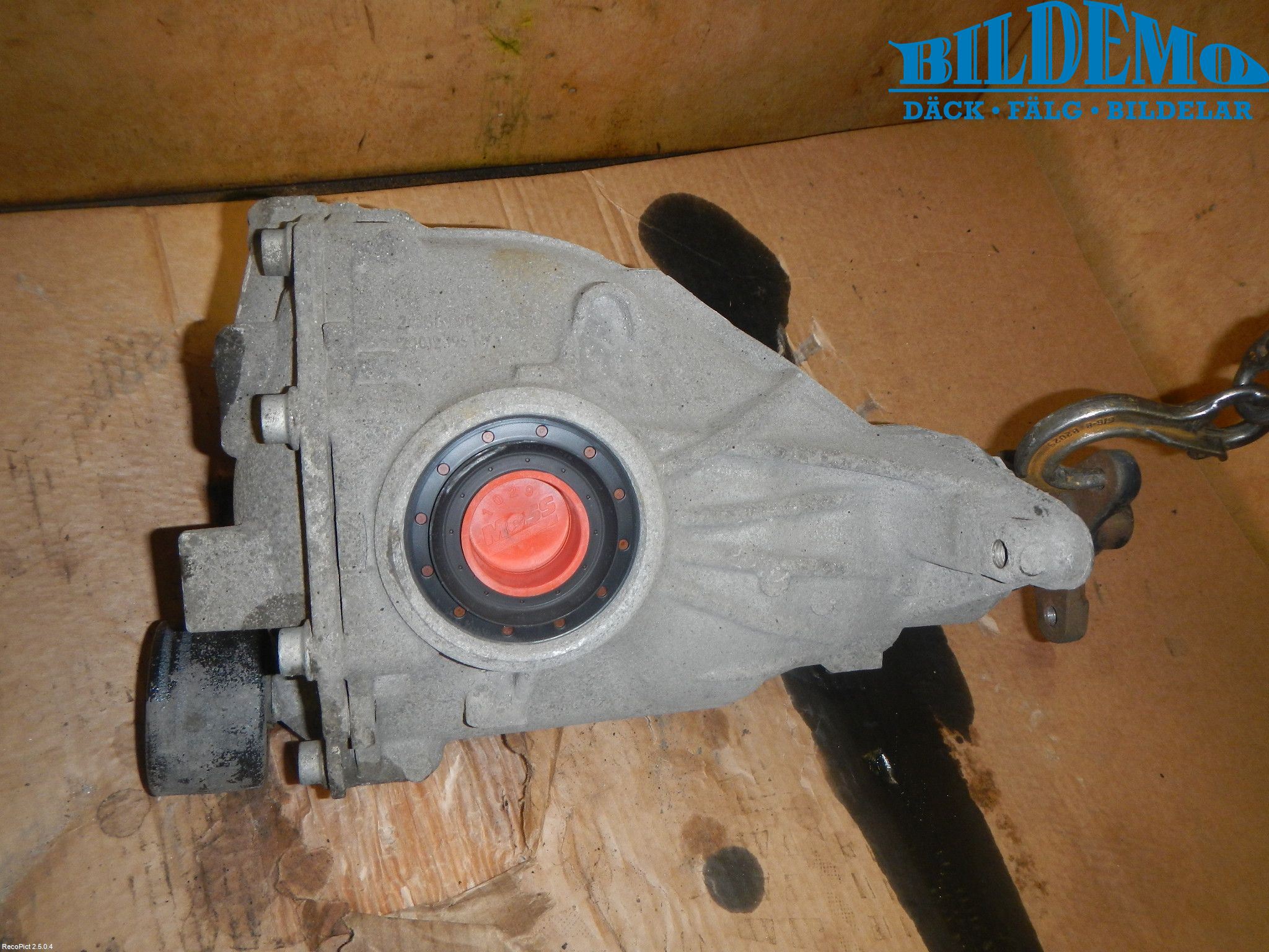 BMW 5 F10/F11/F18 09-17 Bakaksel Kardang Bak -Diff