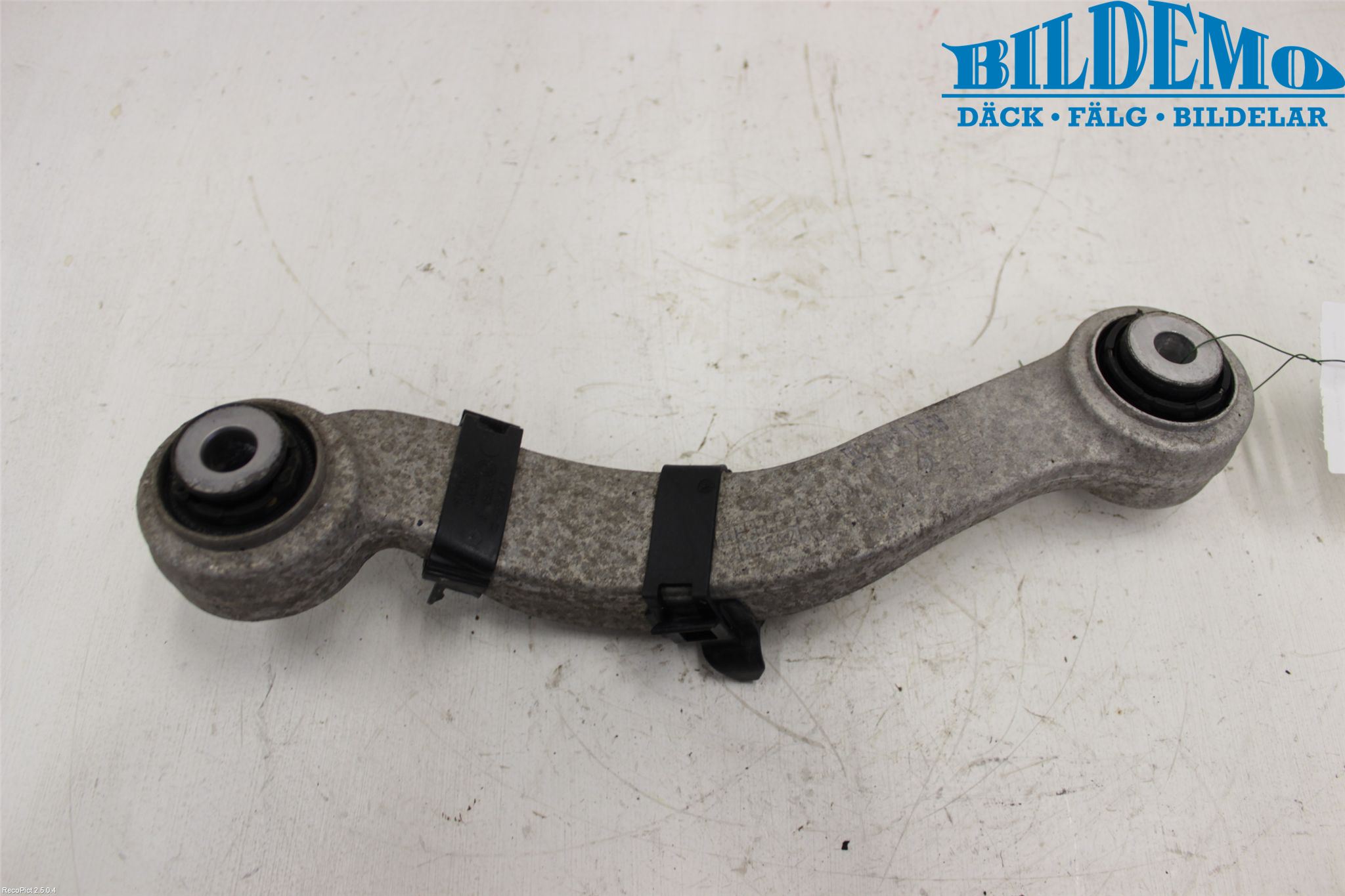 BMW 5 F10/F11/F18 09-17 Bærearm Bak Venstre Øvre