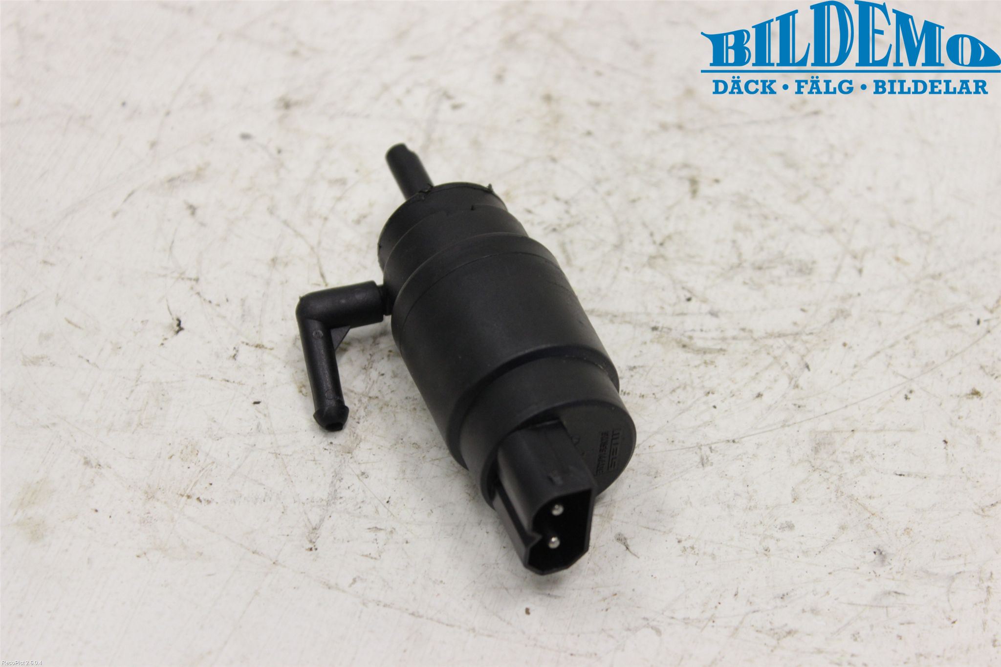 BMW 3 E30 83-94 Spylerpumpe Frontrute