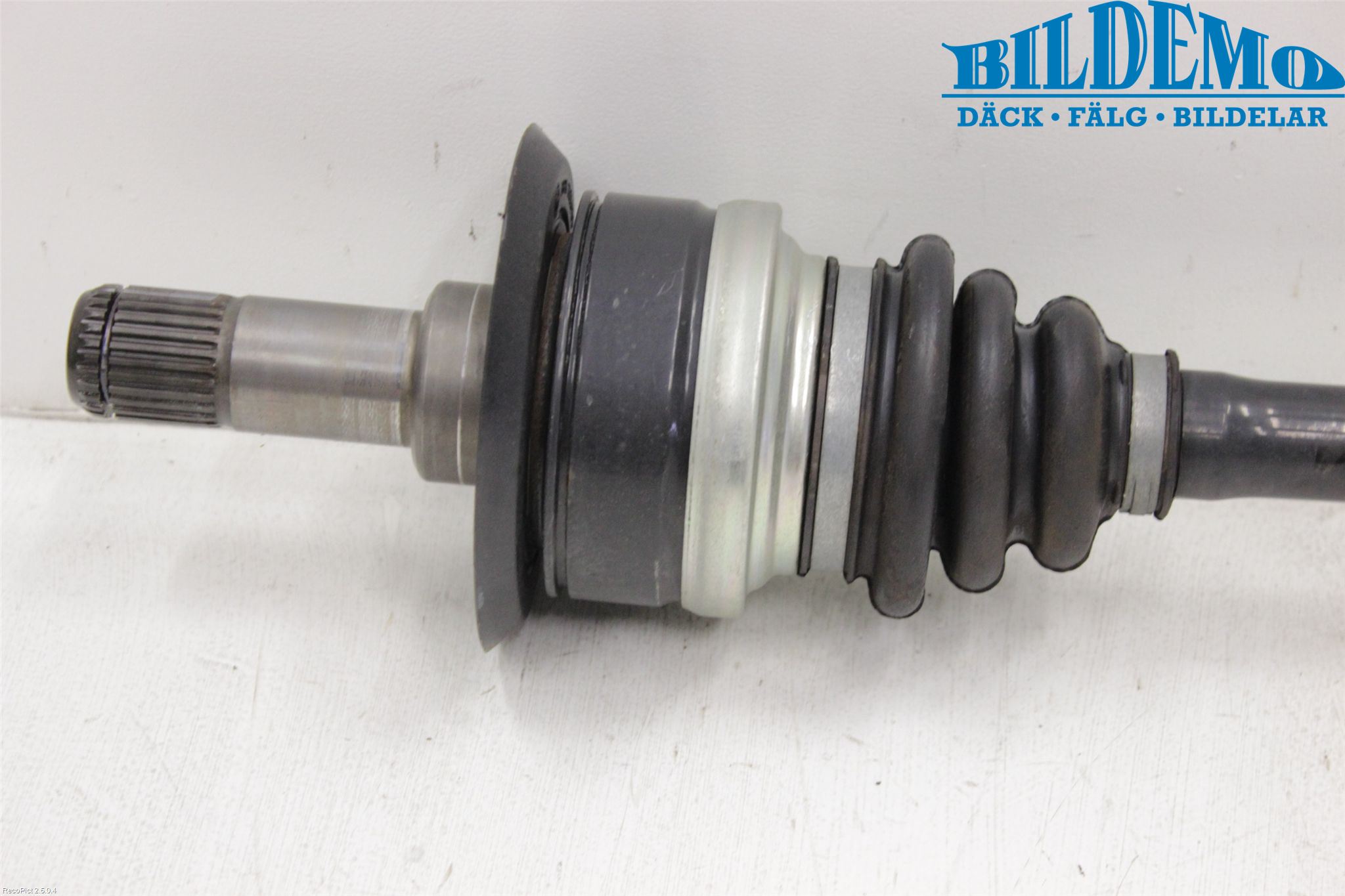 BMW 1 F20/F21 11-19 Drivaksel Bak Kompl Høyre