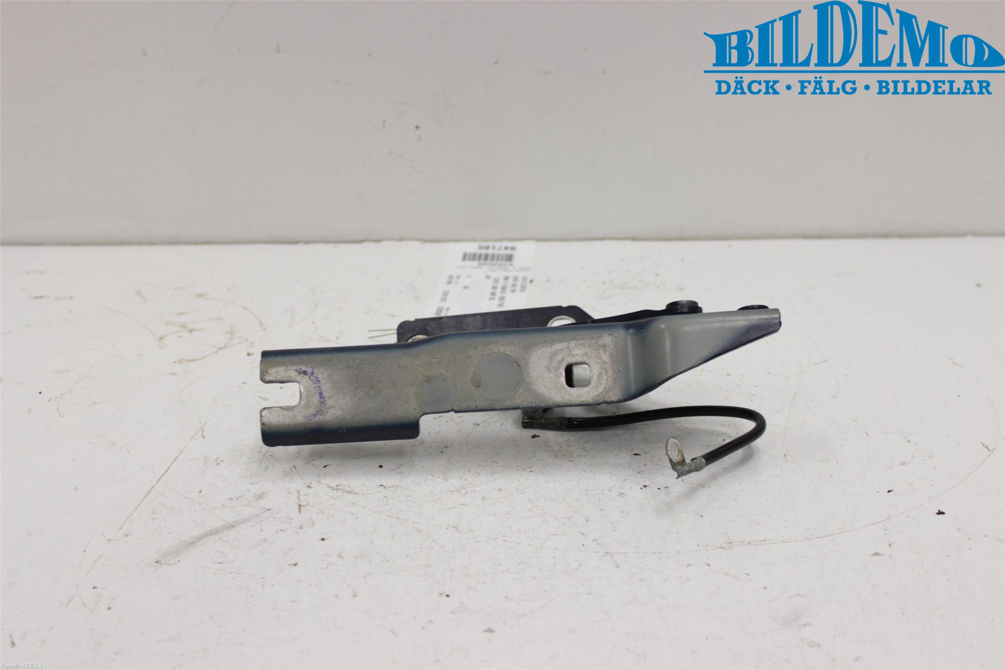 BMW 5 E60/61 Sed/Tou 02-10 Panser Hengsel - Hengsler