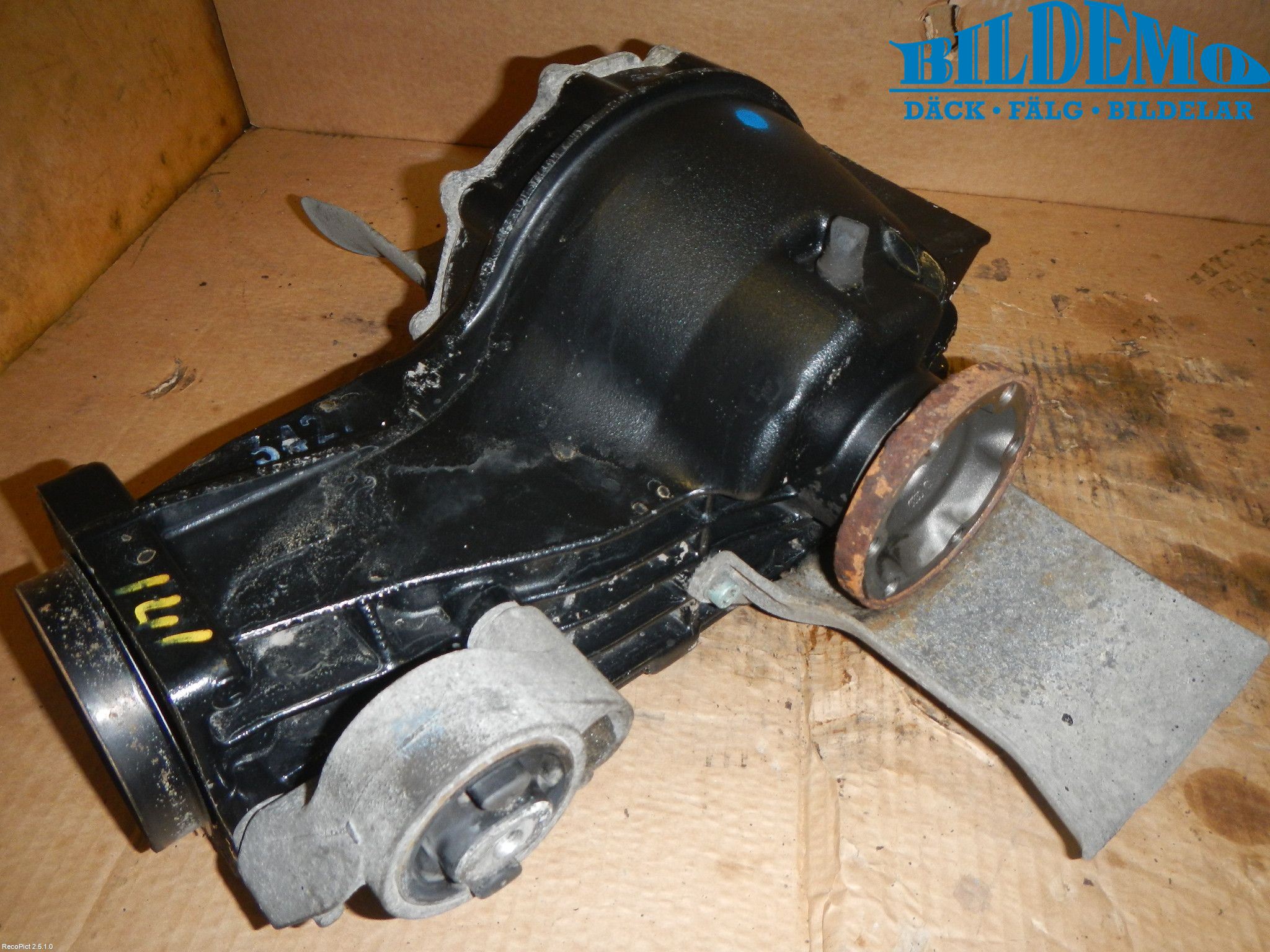 Volkswagen VW PASSAT 01-05 Bakaksel Kardang Bak -Diff
