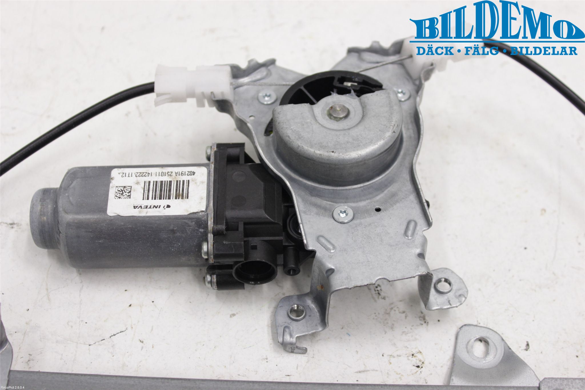Nissan QASHQAI+2  10-14 Vindusheis El Komp