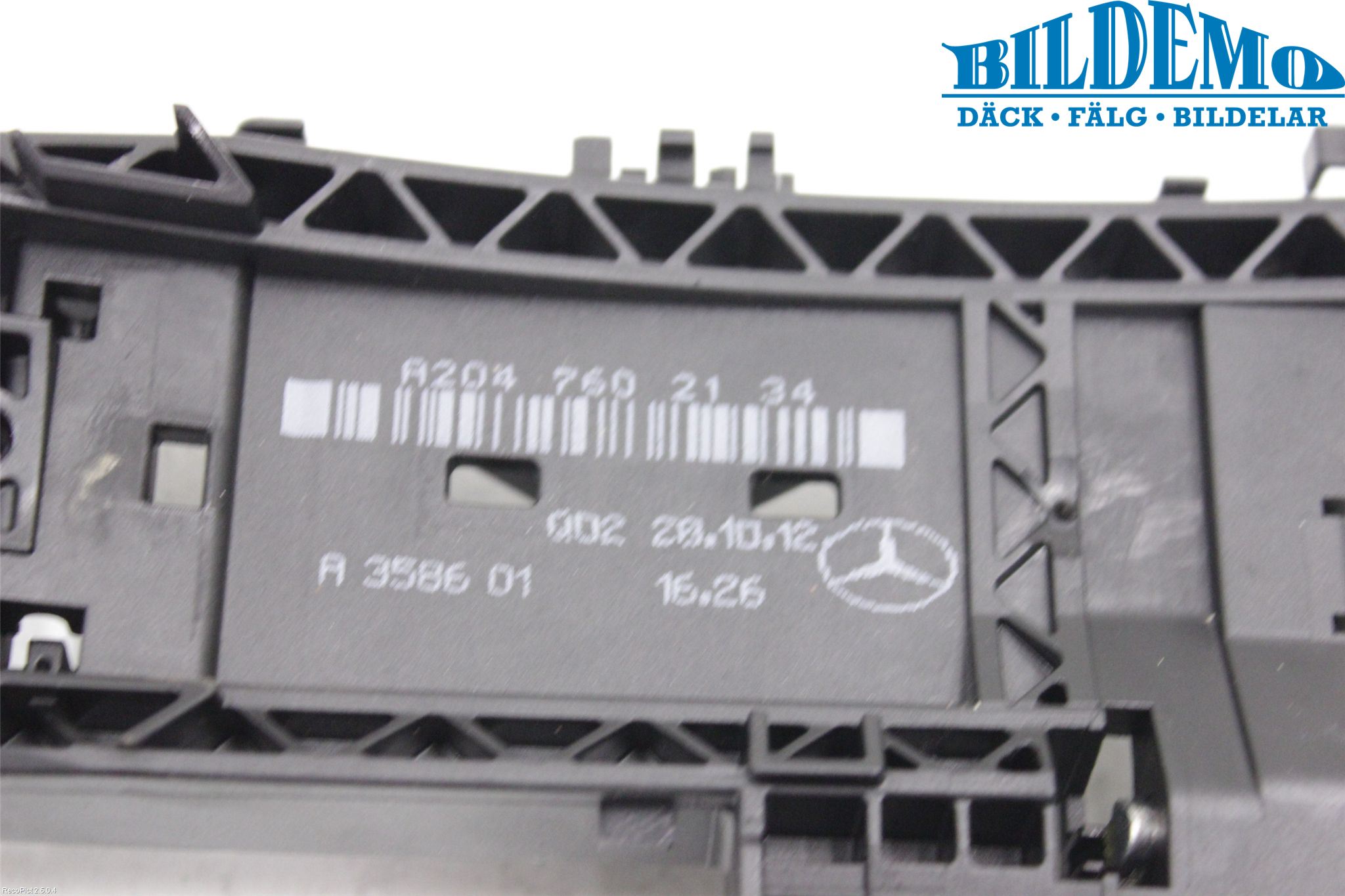 Mercedes-Benz MB E-KLASS (W212) 09-16 Dørhandtak Ytre Venstre