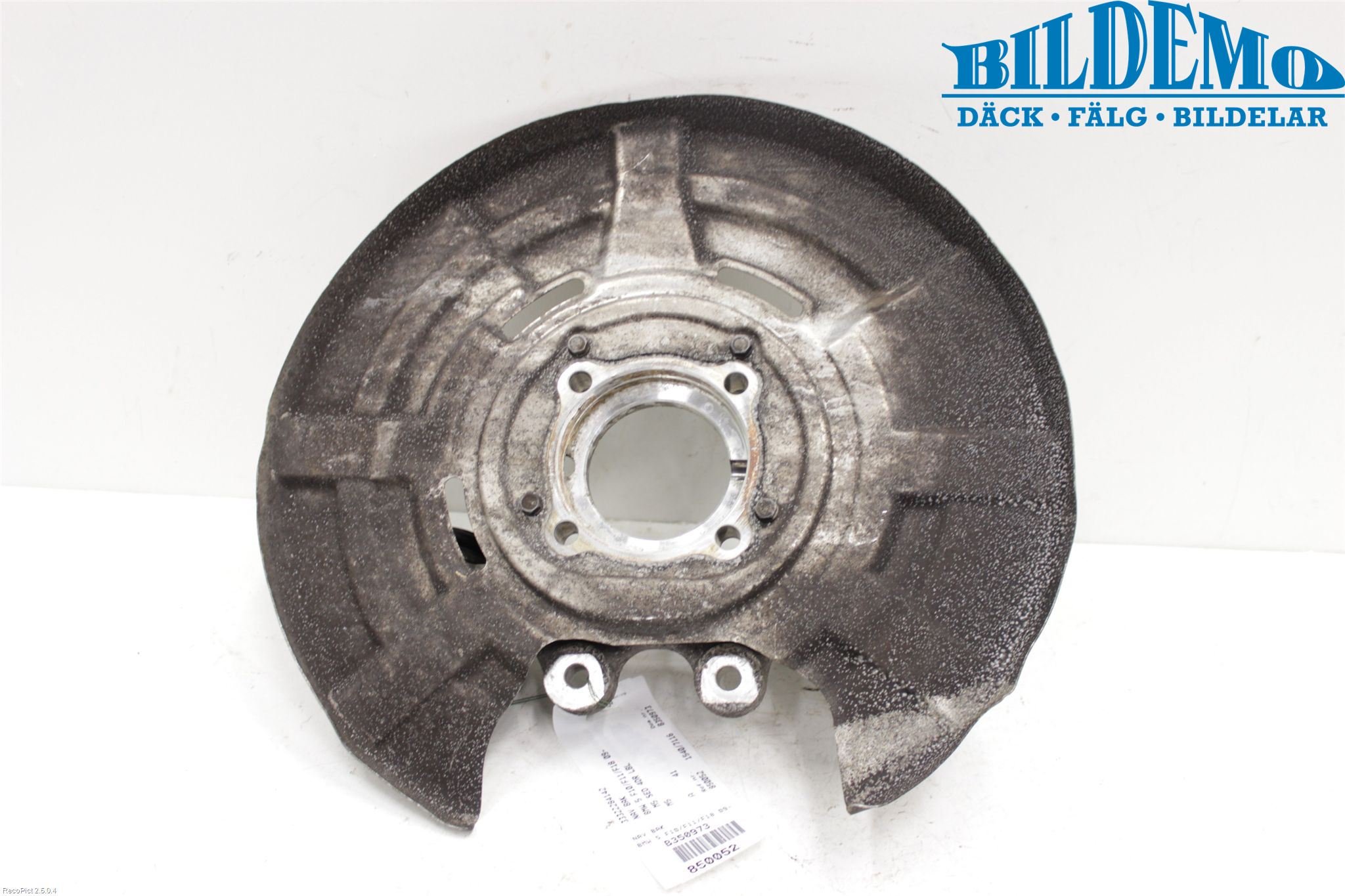 BMW 5 F10/F11/F18 09-17 Spindel Hb