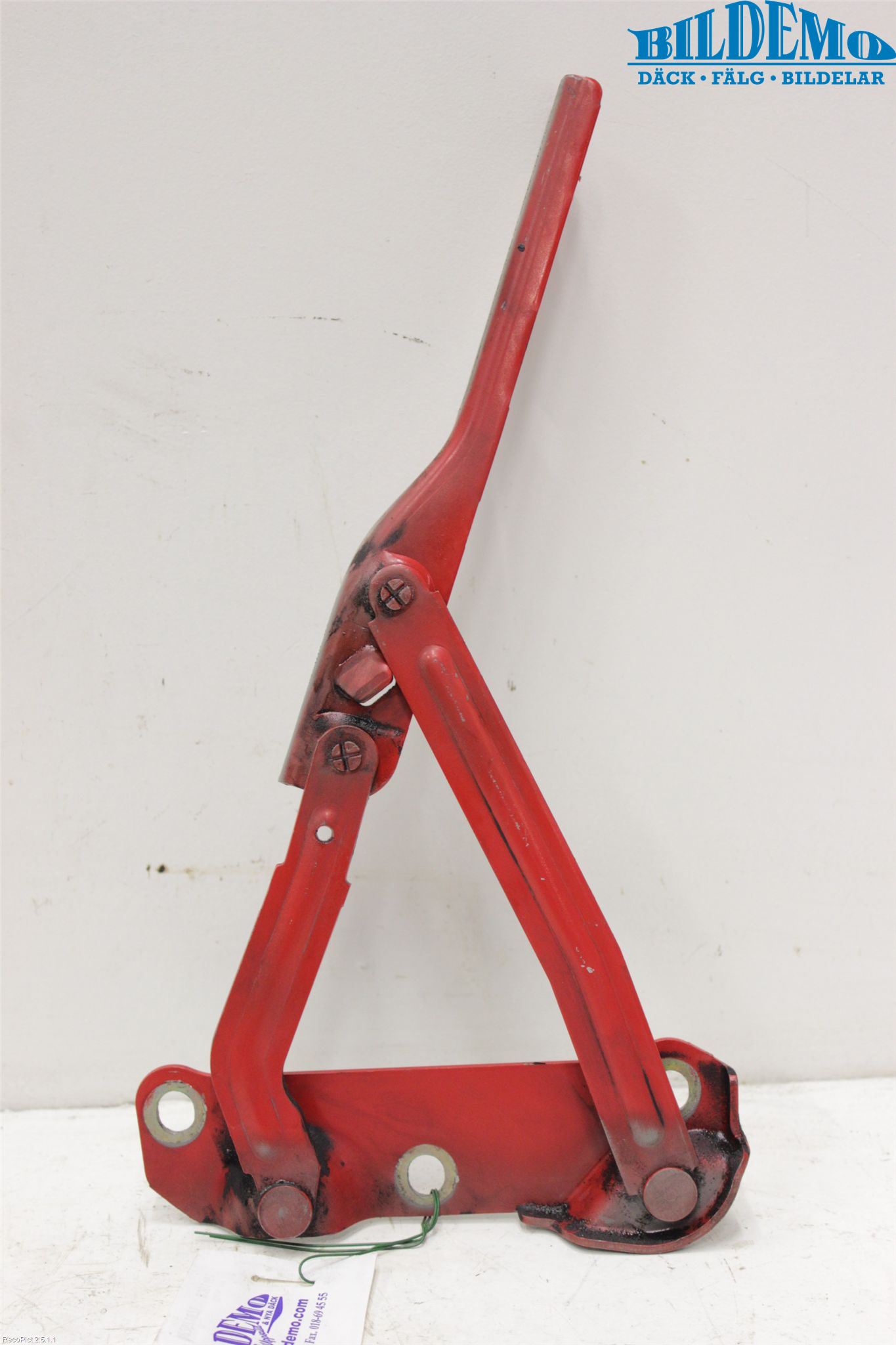 Saab 9-5     06-10 Panser Hengsel - Hengsler