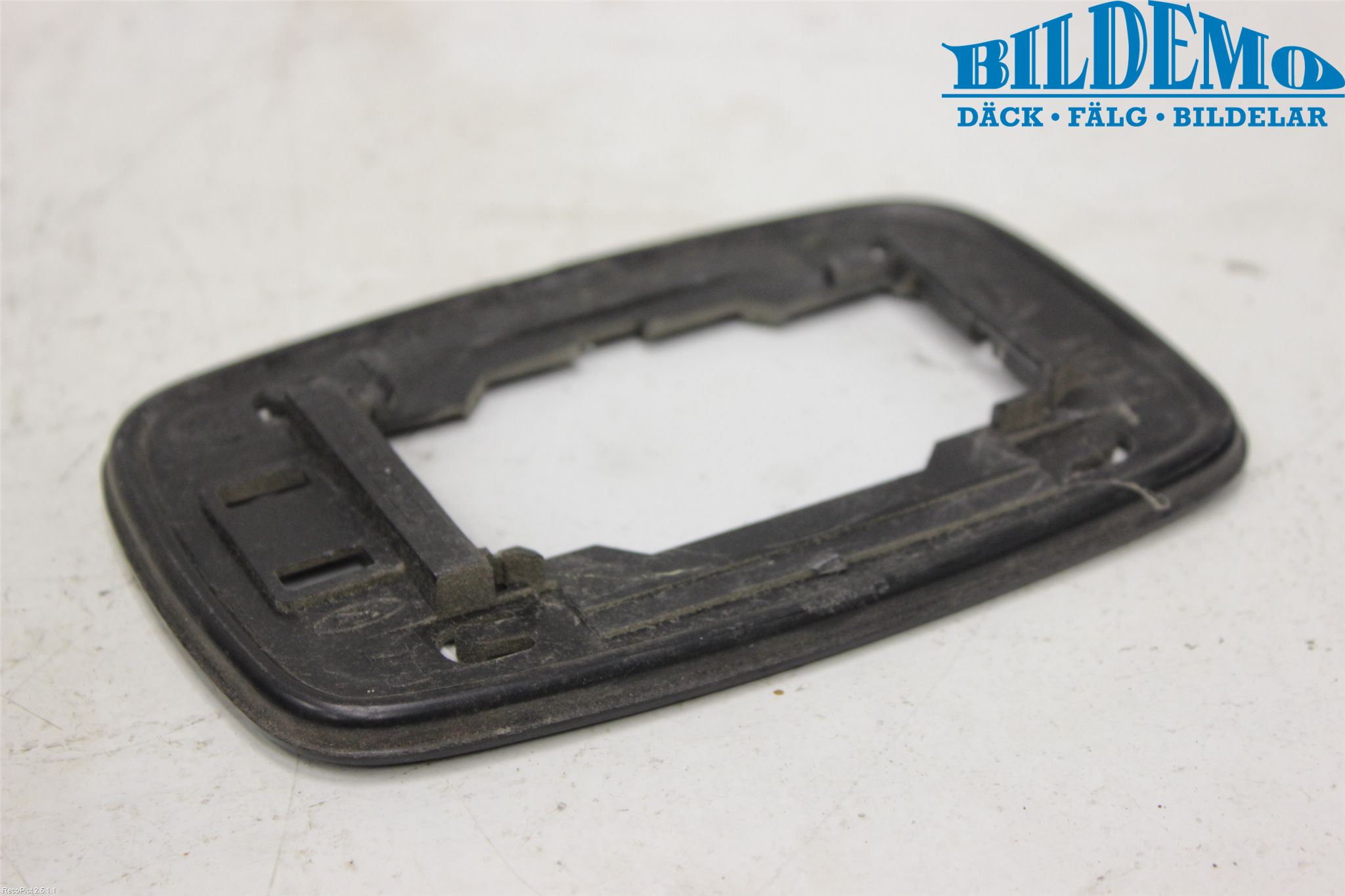 Ford ESCORT     95-00 Speil Glass H
