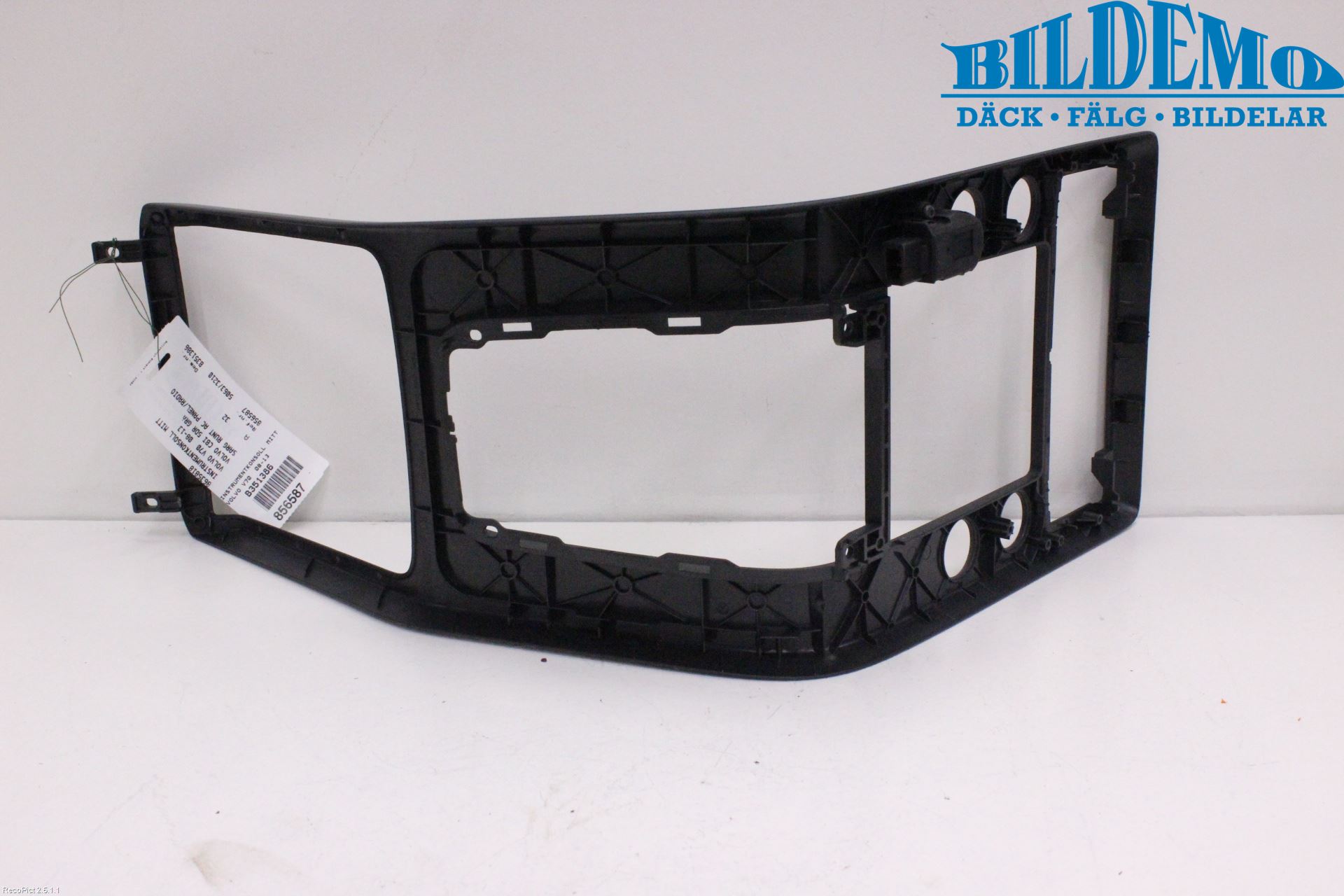 Volvo V70 08-13 Instrumentkonsoll Midt