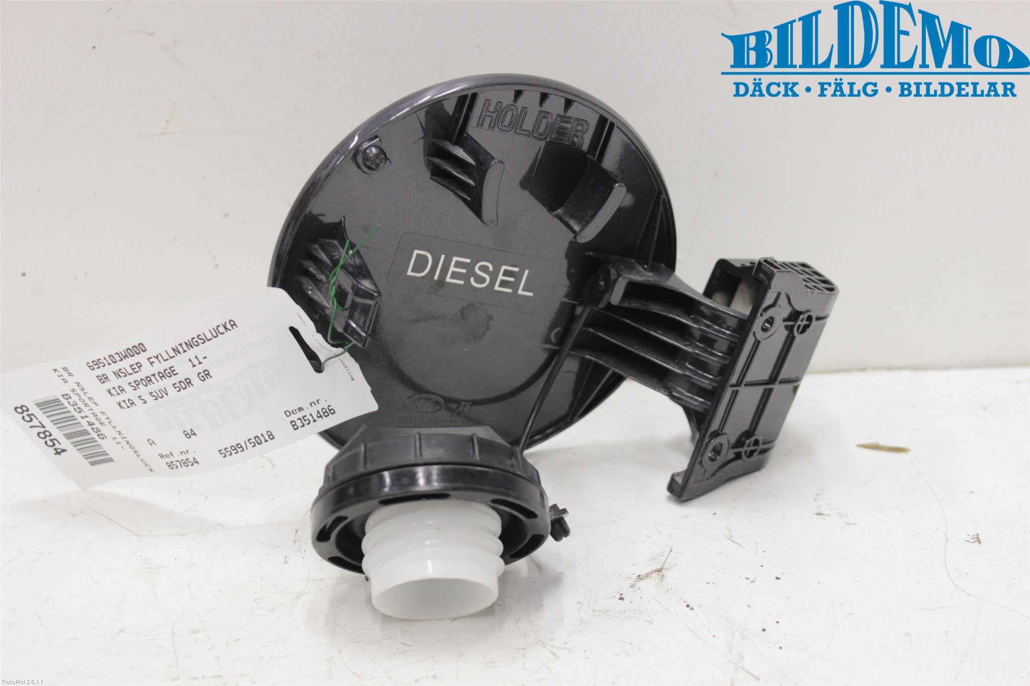 Kia SPORTAGE (SL) 11-15 Drivstoff Tankluke