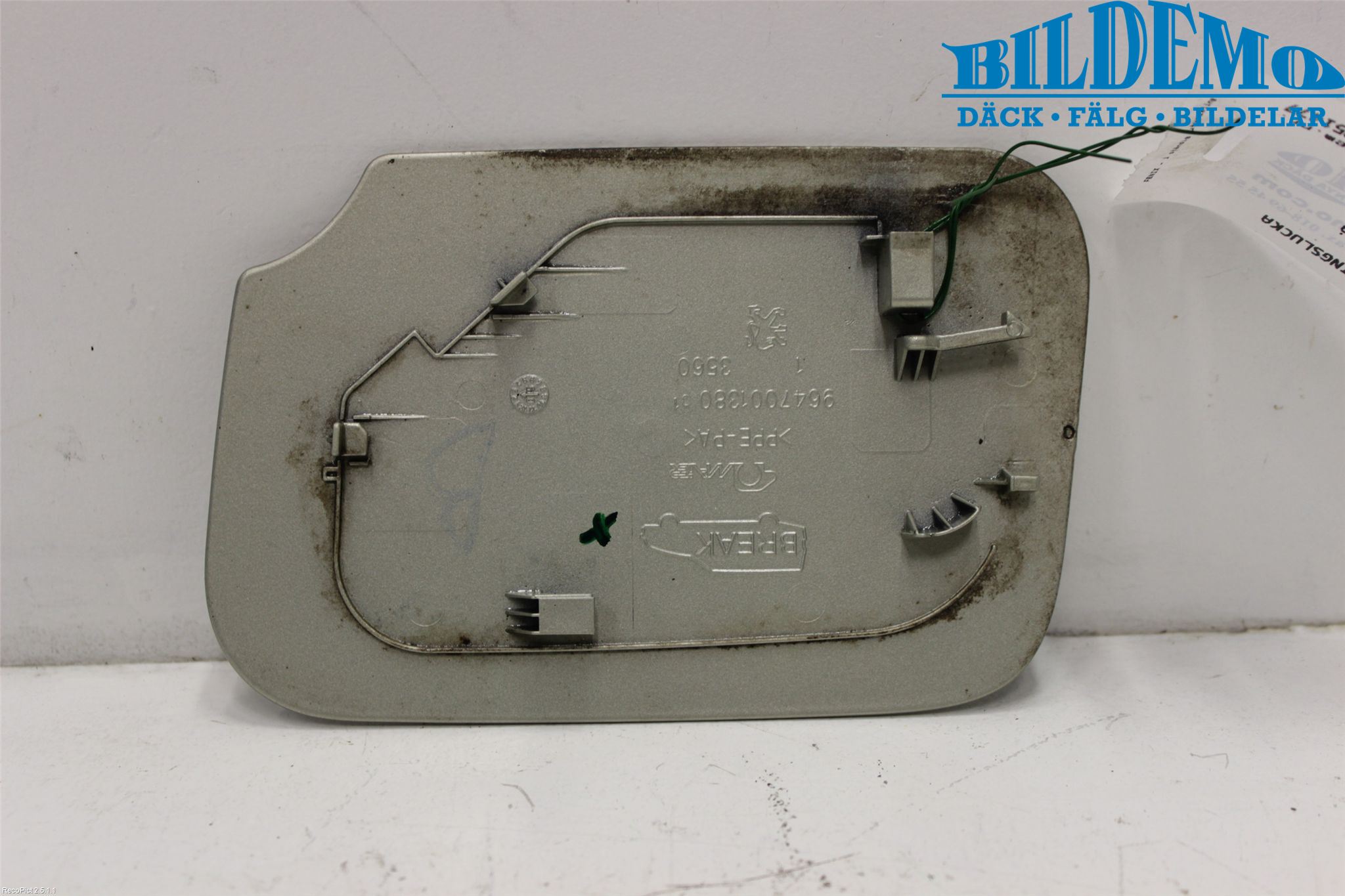Peugeot 407 Drivstoff Tankluke