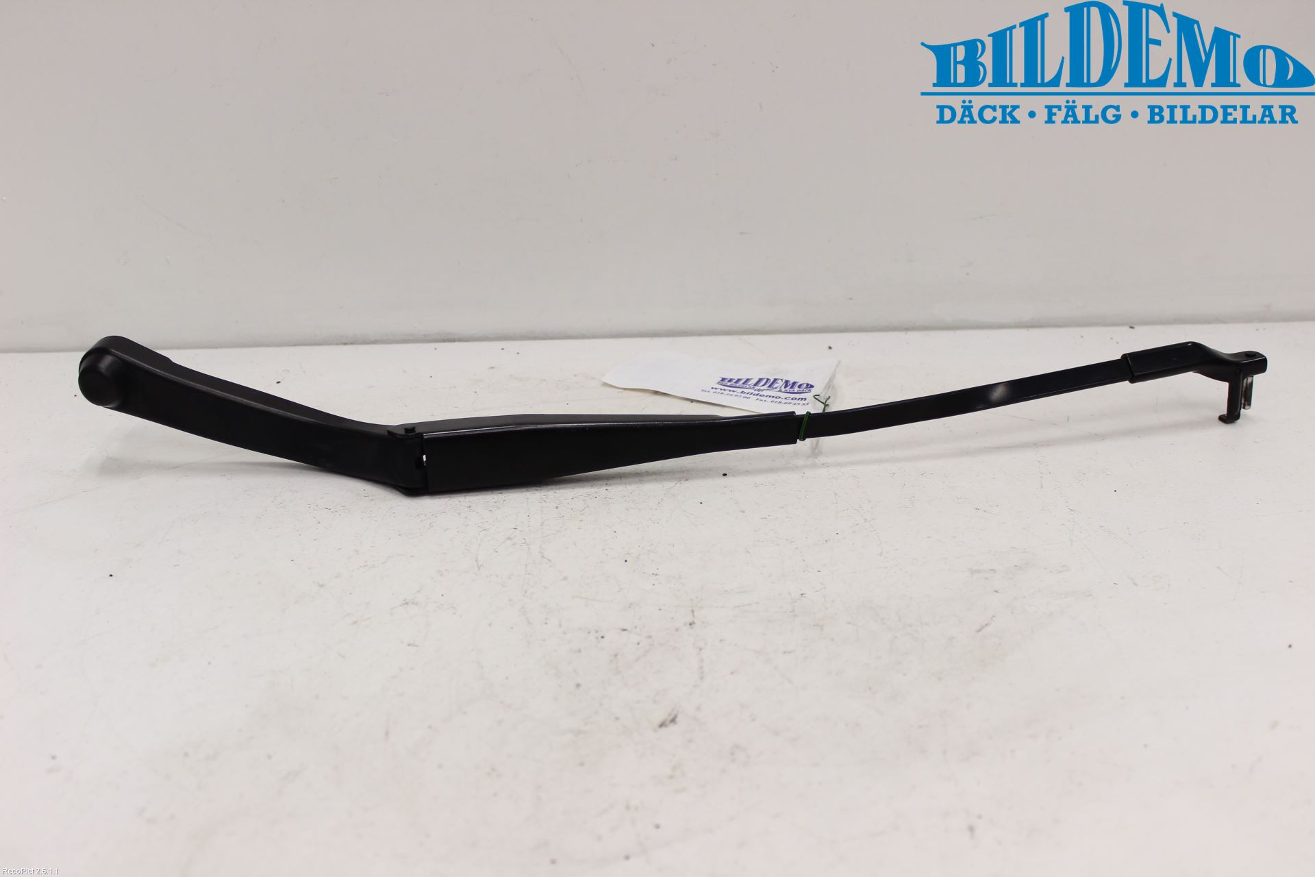 Mercedes-Benz MB C-KLASS (W204) 07-15 Viskerarm-Armer Frontrute