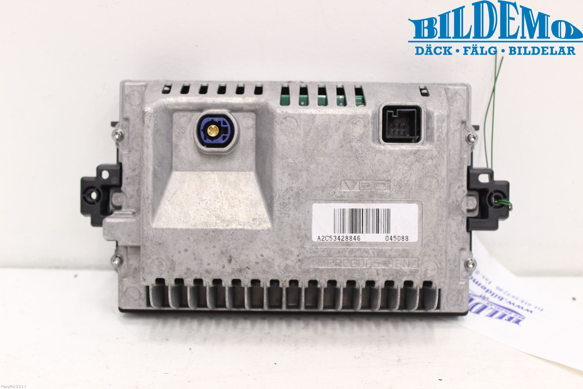 Mercedes-Benz MB C-KLASS (W204) 07-15 Stereo Radio Med Cd