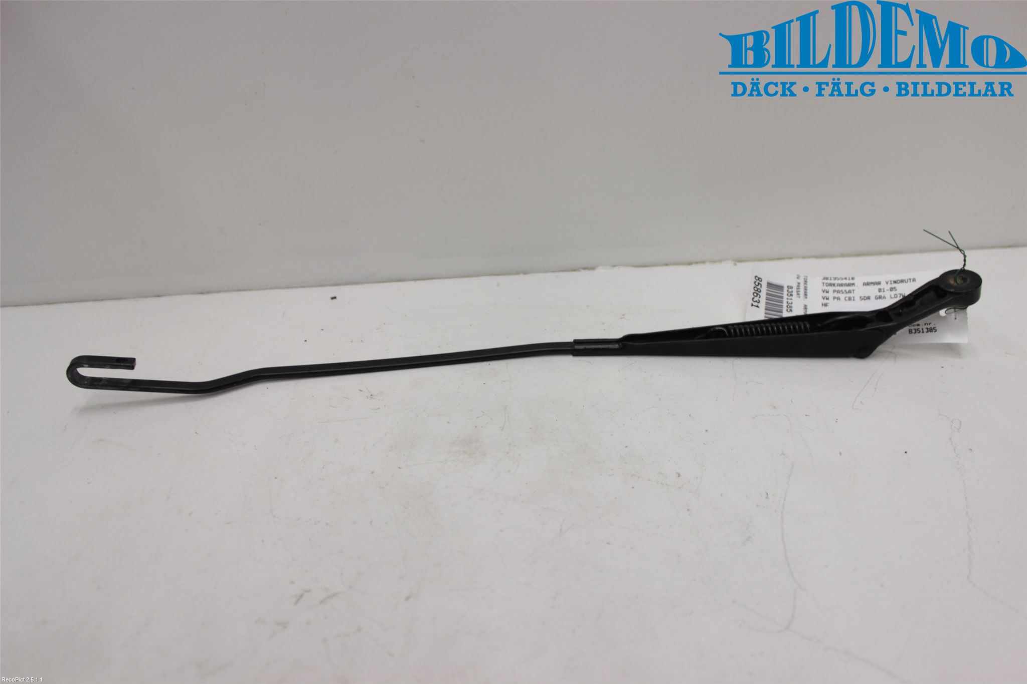 Volkswagen VW PASSAT 01-05 Viskerarm-Armer Frontrute