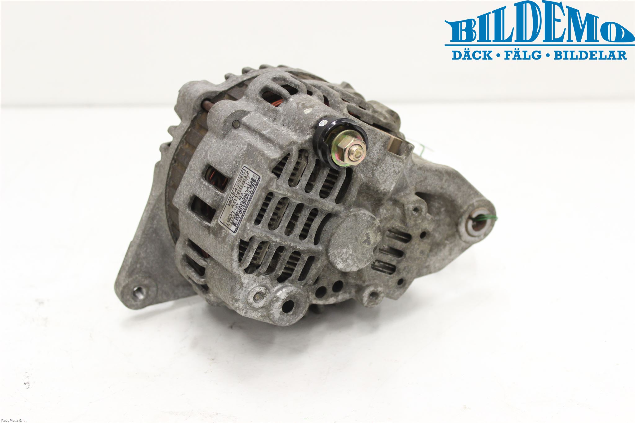 Mitsubishi PAJERO  99-06 Dynamo