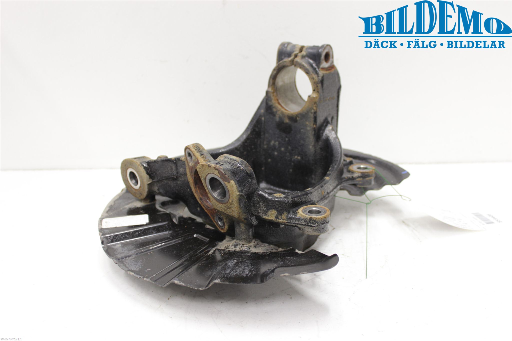 BMW X3 F25 10-17 Spindel Hf