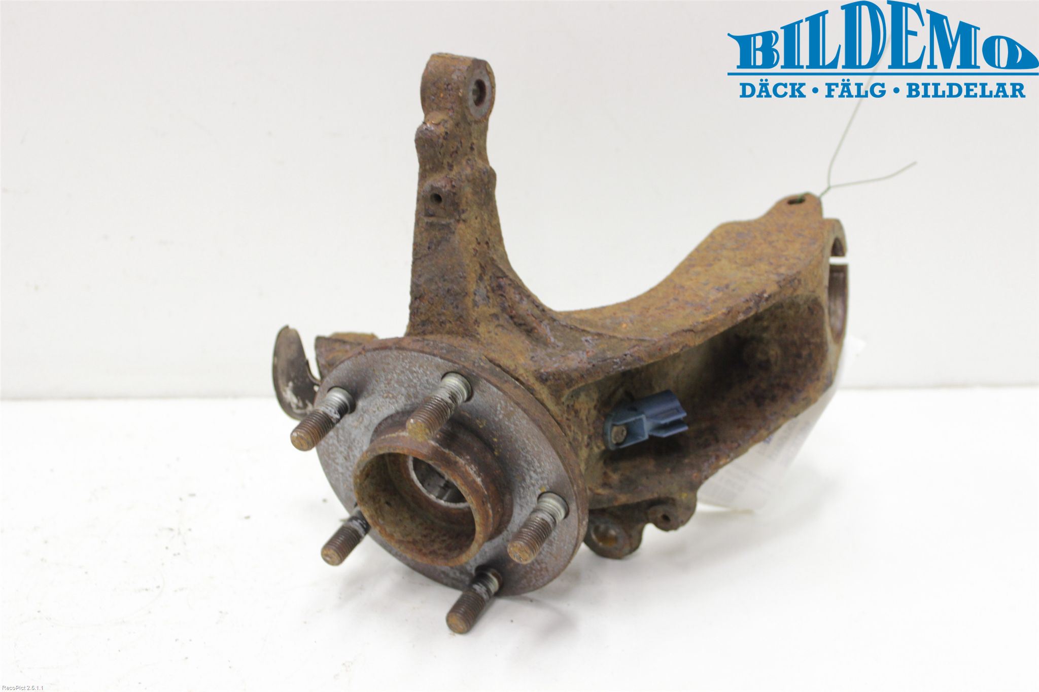 Ford FOCUS     04-07 Spindel Hf