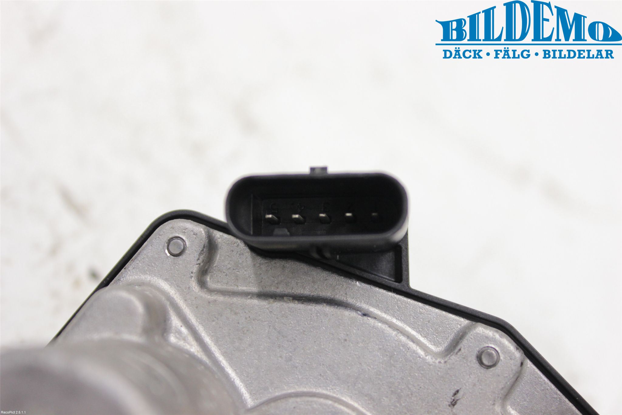 BMW 5 F10/F11/F18 09-17 Inns Spjeldhus