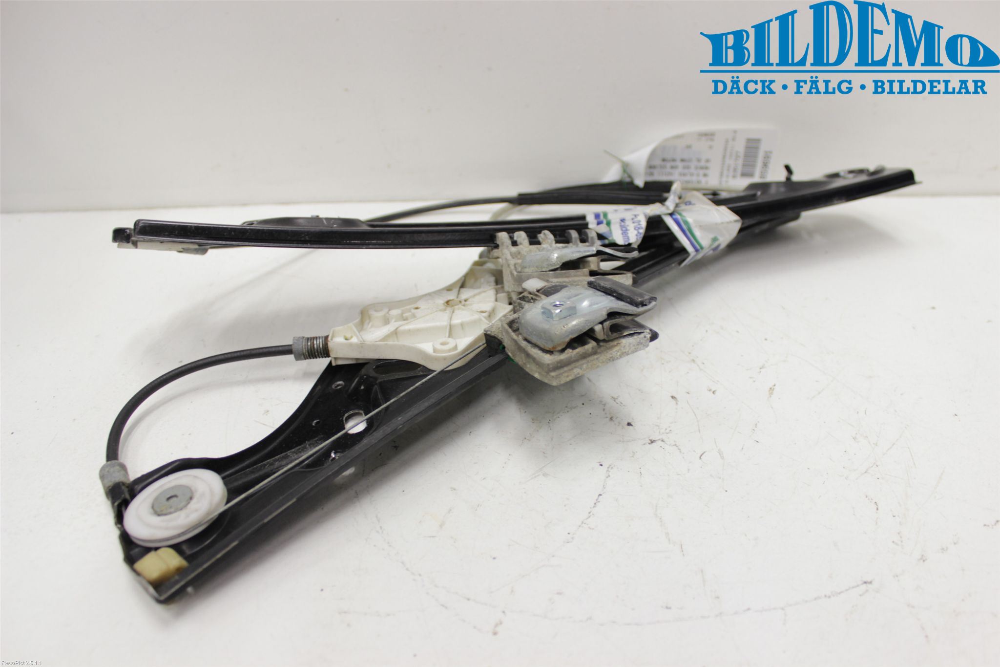Mercedes-Benz MB E-KLASS (W211) 02-09 Vindusheis