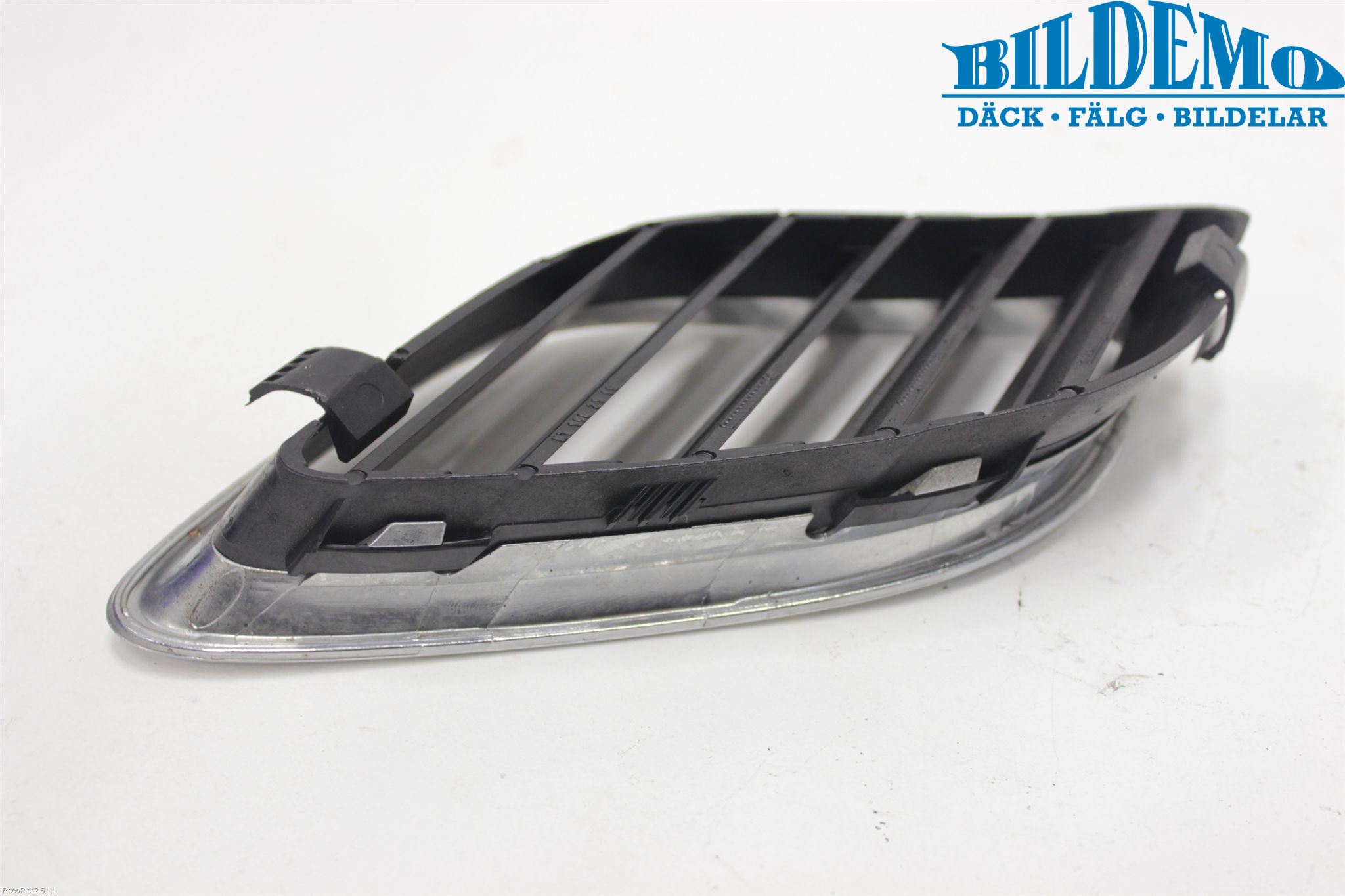 Saab 9-5 -05 Grilldel Venstre