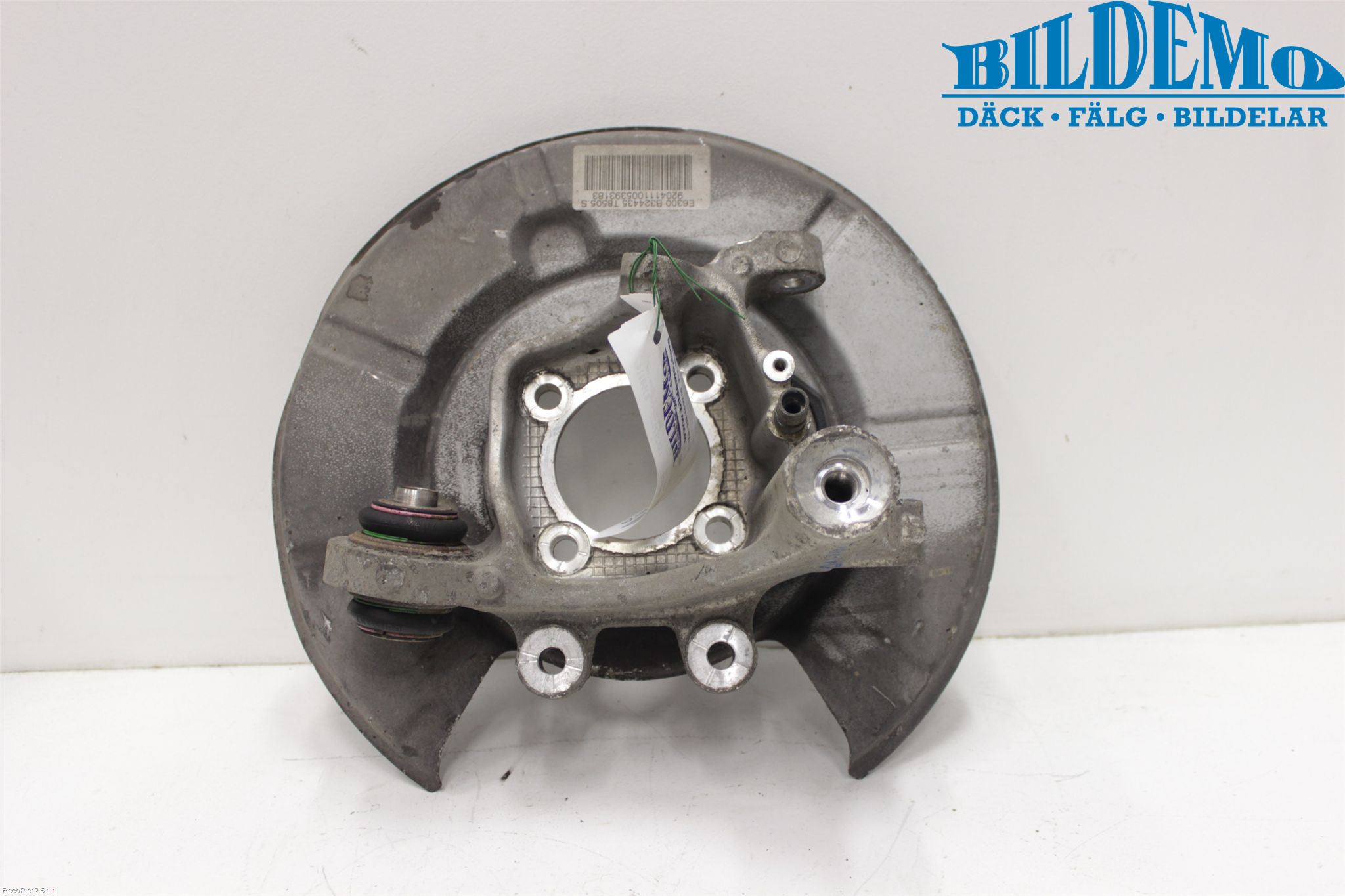 BMW 6 E63/64    02-10 Spindel Hb