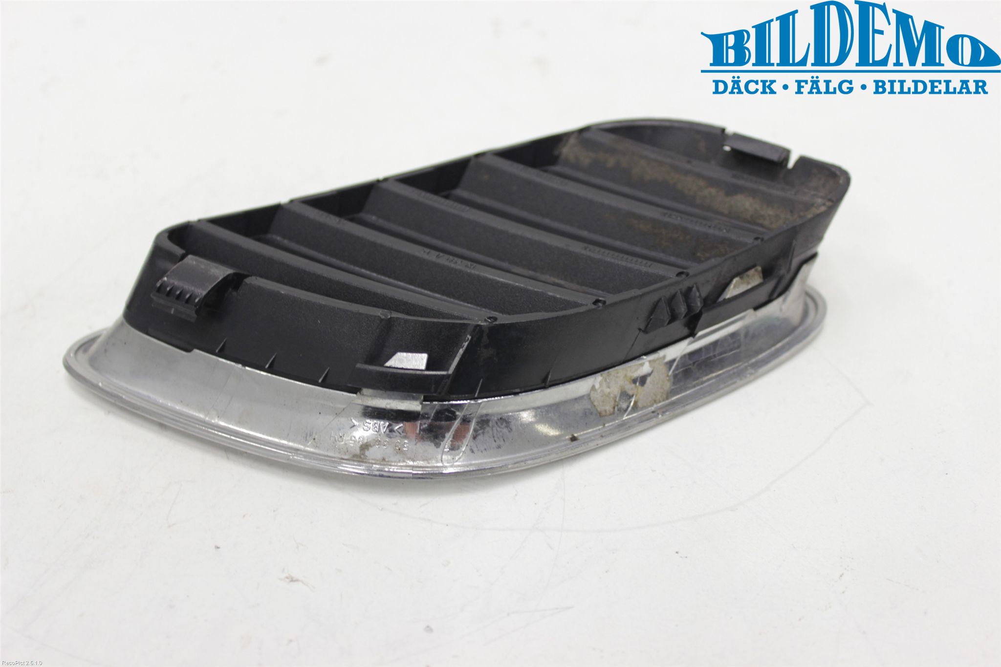 Saab 9-5 -05 Grilldel Høyre